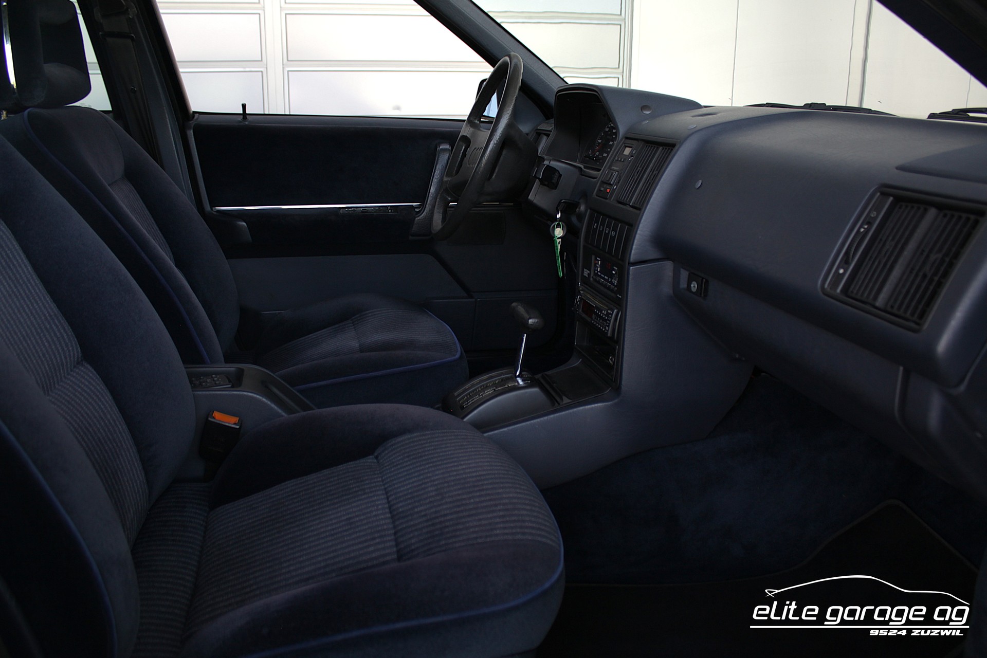 AUDI 200 Turbo-image-14