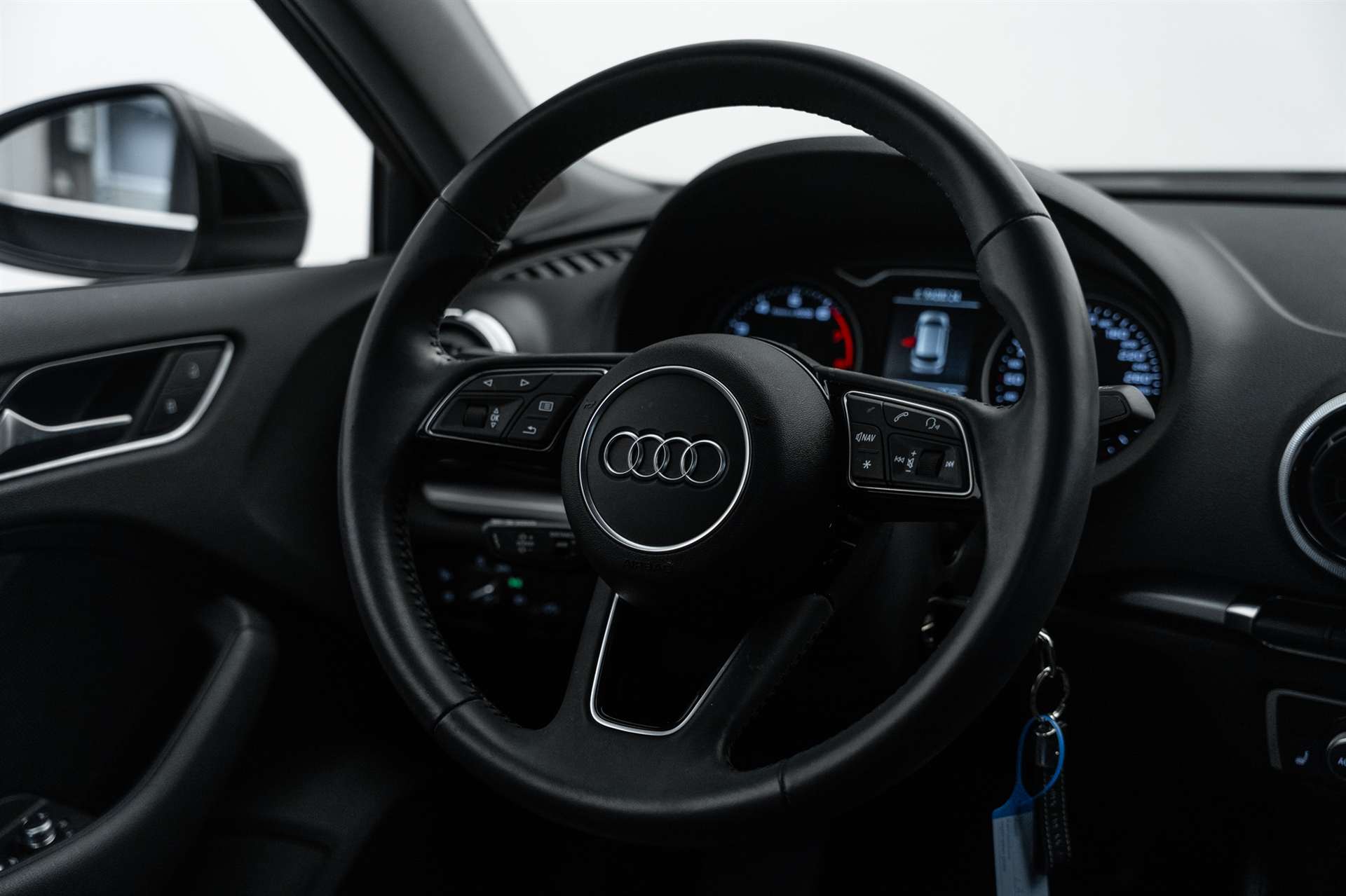 AUDI A3 Sportback 35 TFSI S-tronic-image-9