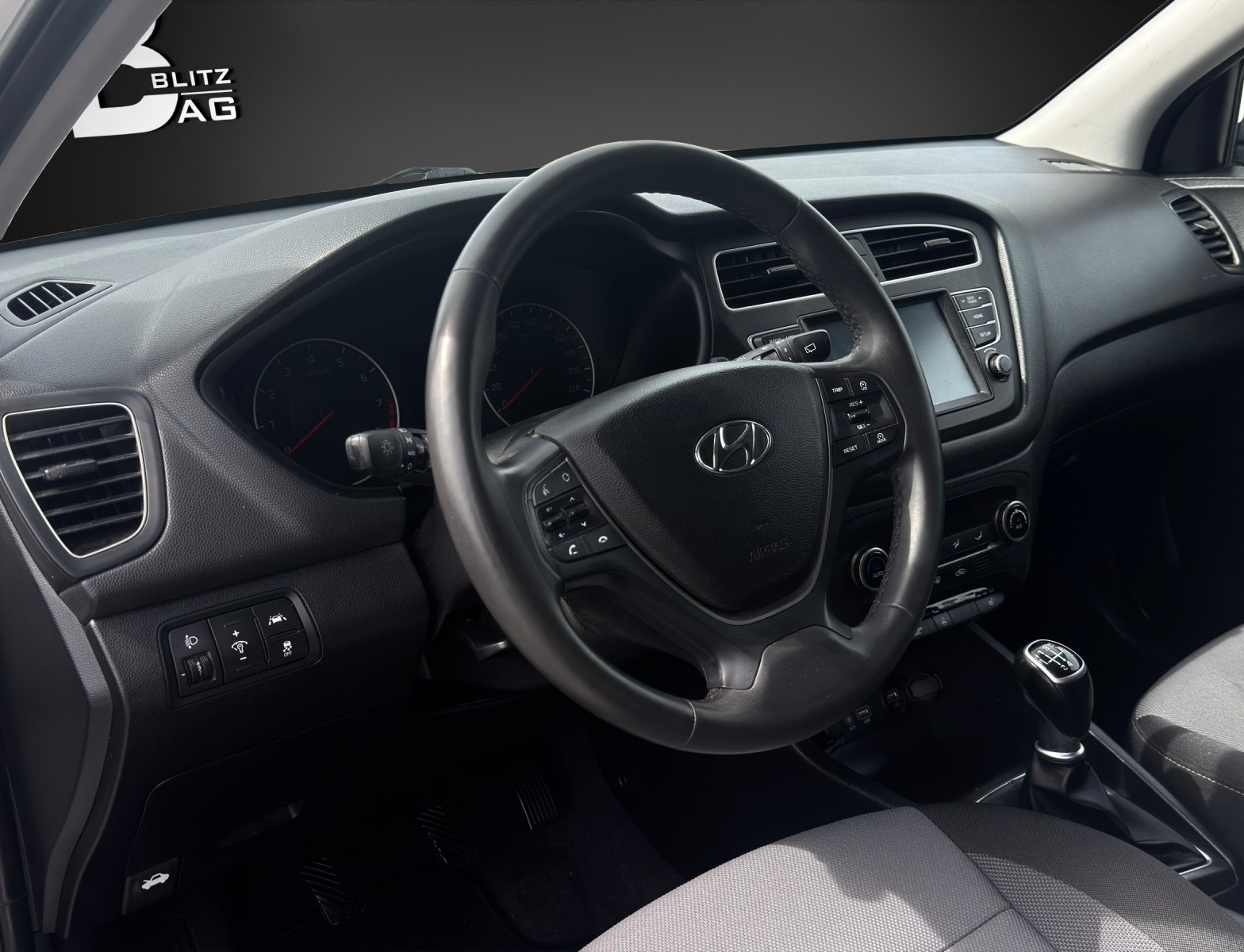 HYUNDAI i20 1.0 T-GDi Amplia mit 100 PS-image-7