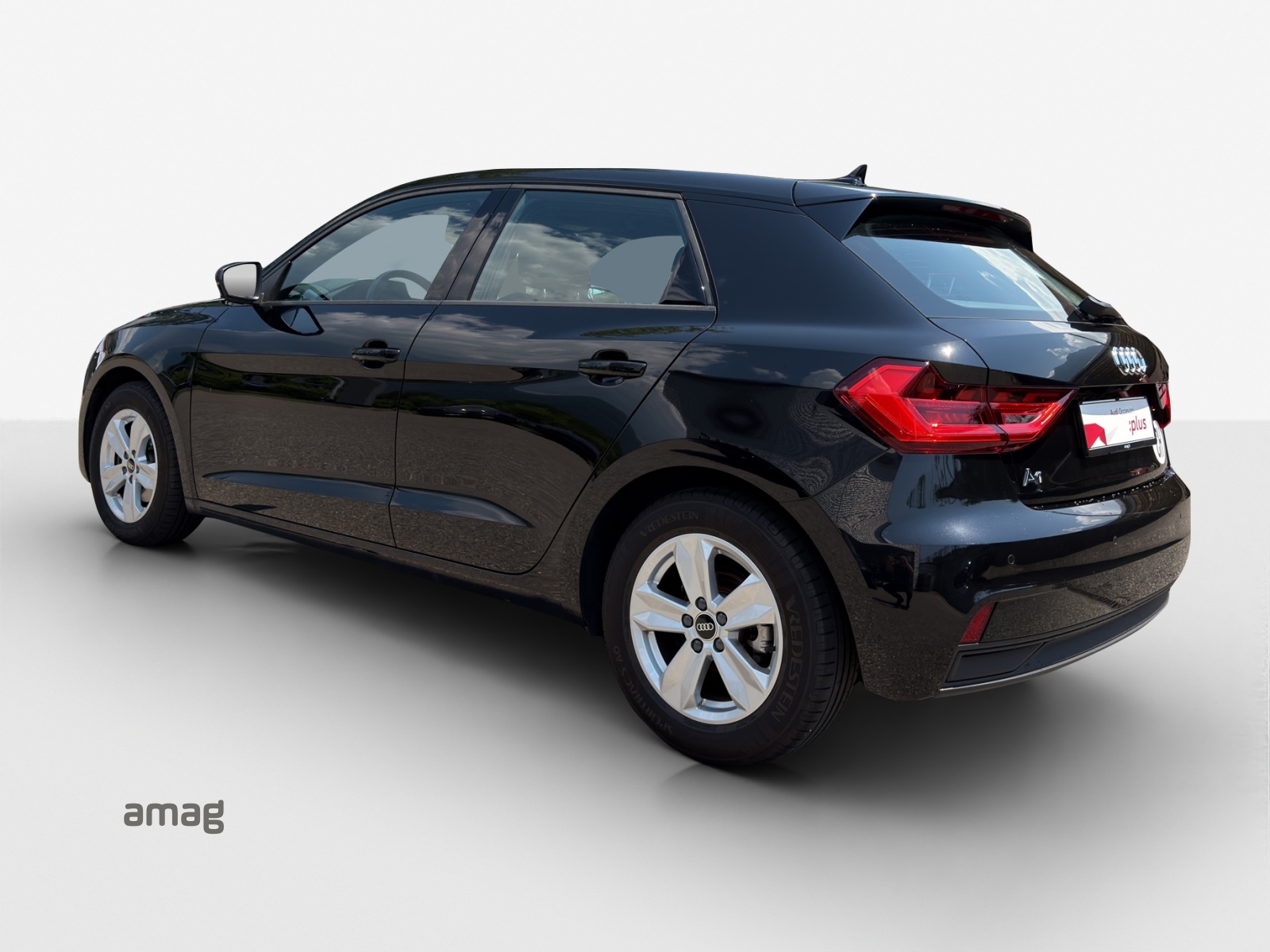 AUDI A1 Sportback 30 TFSI Attraction S-tronic-image-2