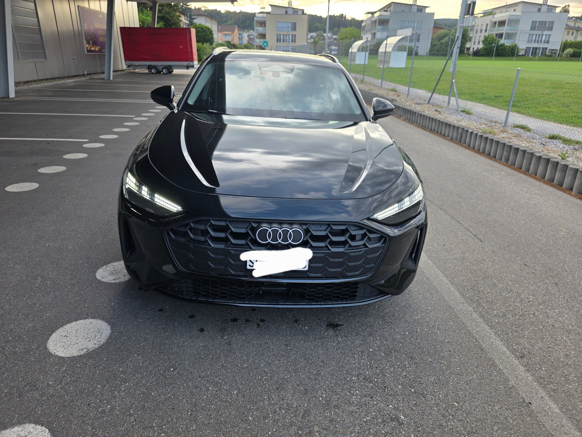 AUDI 2.0 TDI quattro S-Tronic-image-1