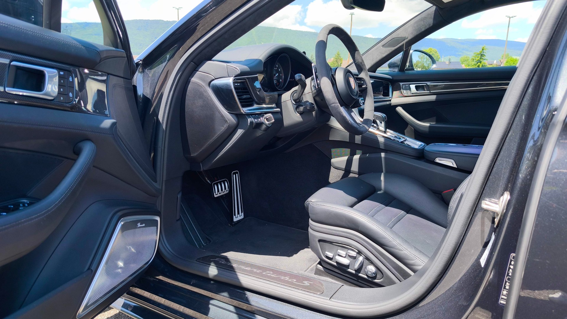 PORSCHE 4.0 V8 Turbo S-image-9