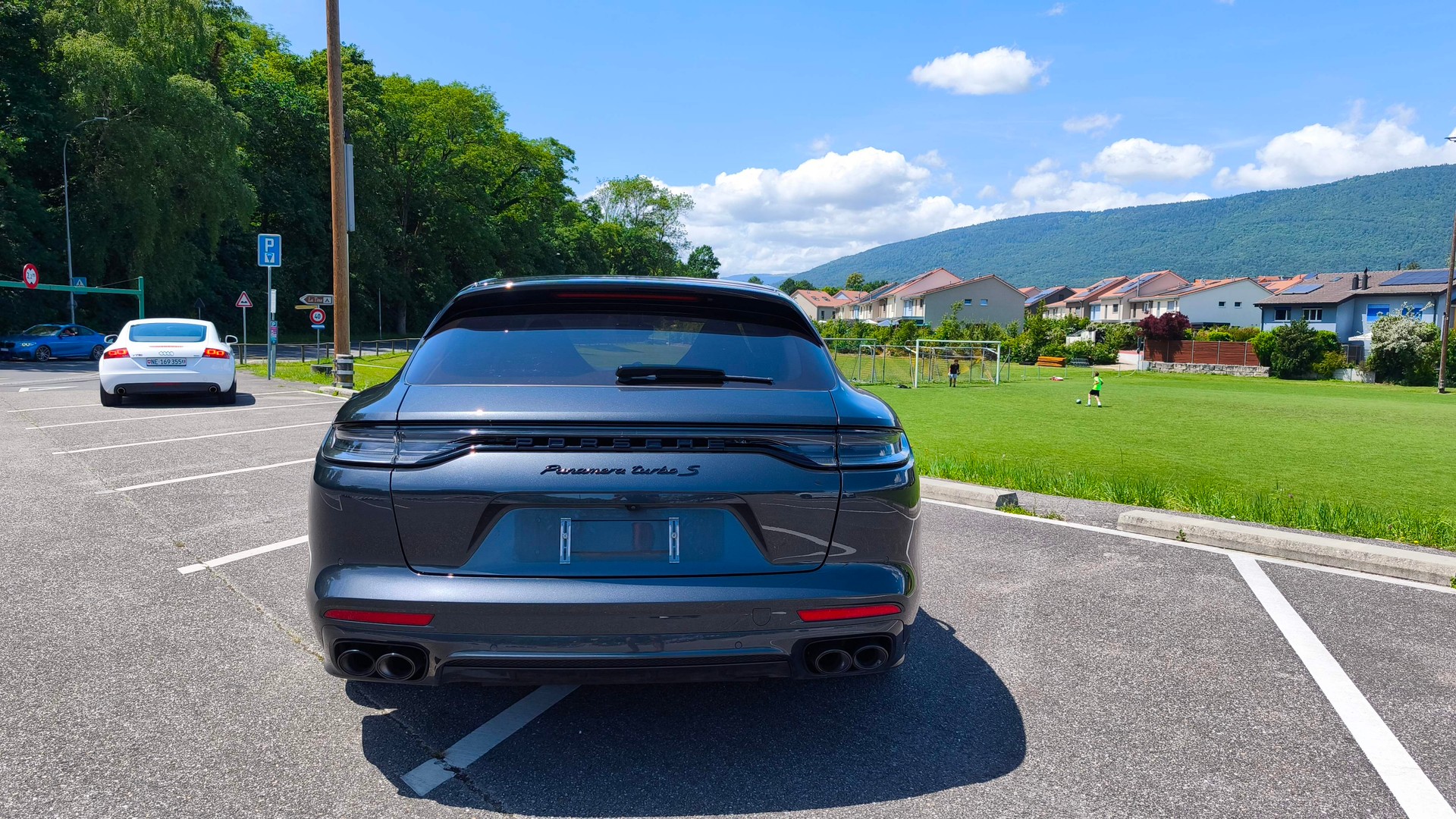 PORSCHE 4.0 V8 Turbo S-image-5