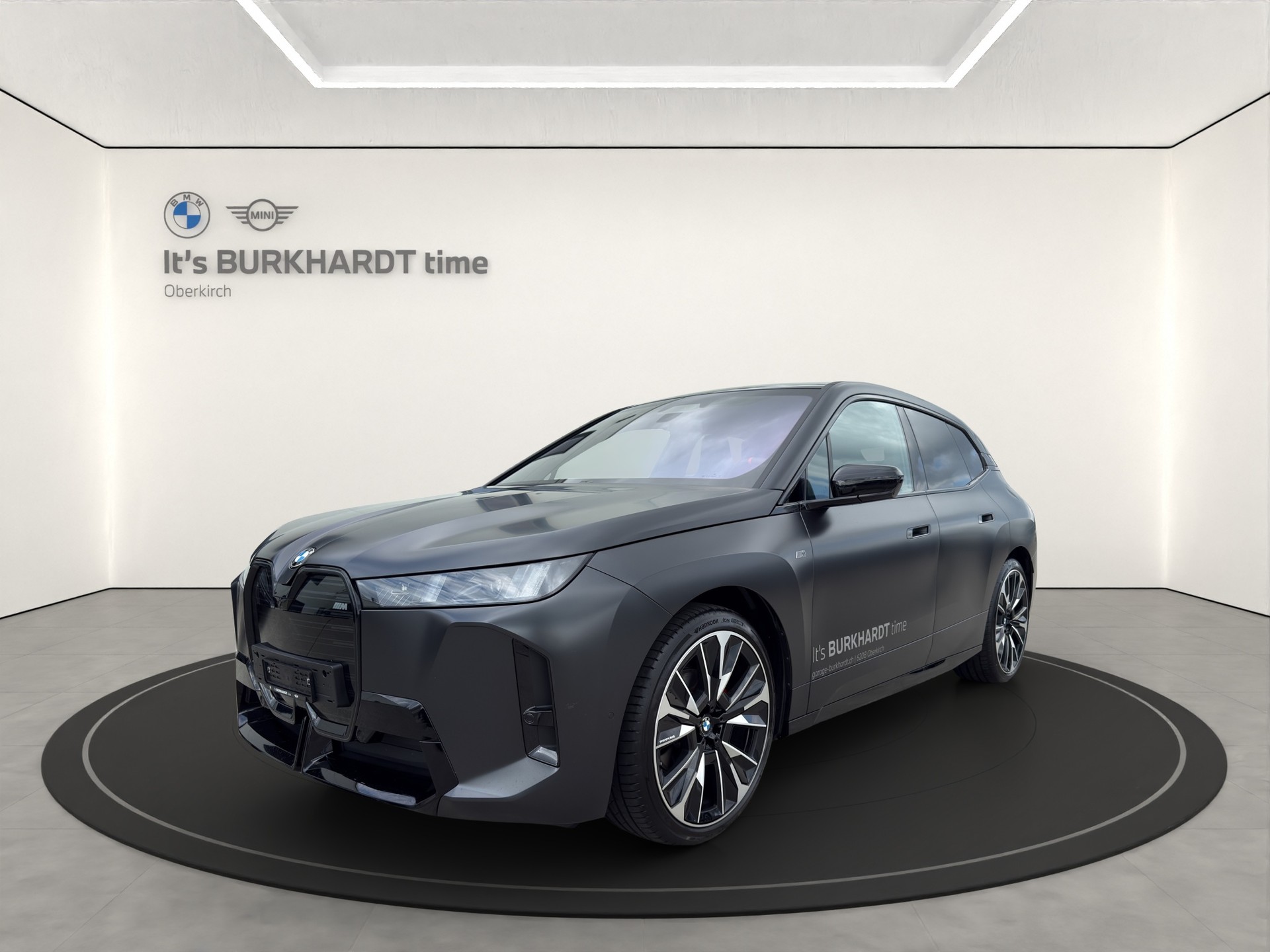 BMW iX M70 xDrive-image-0