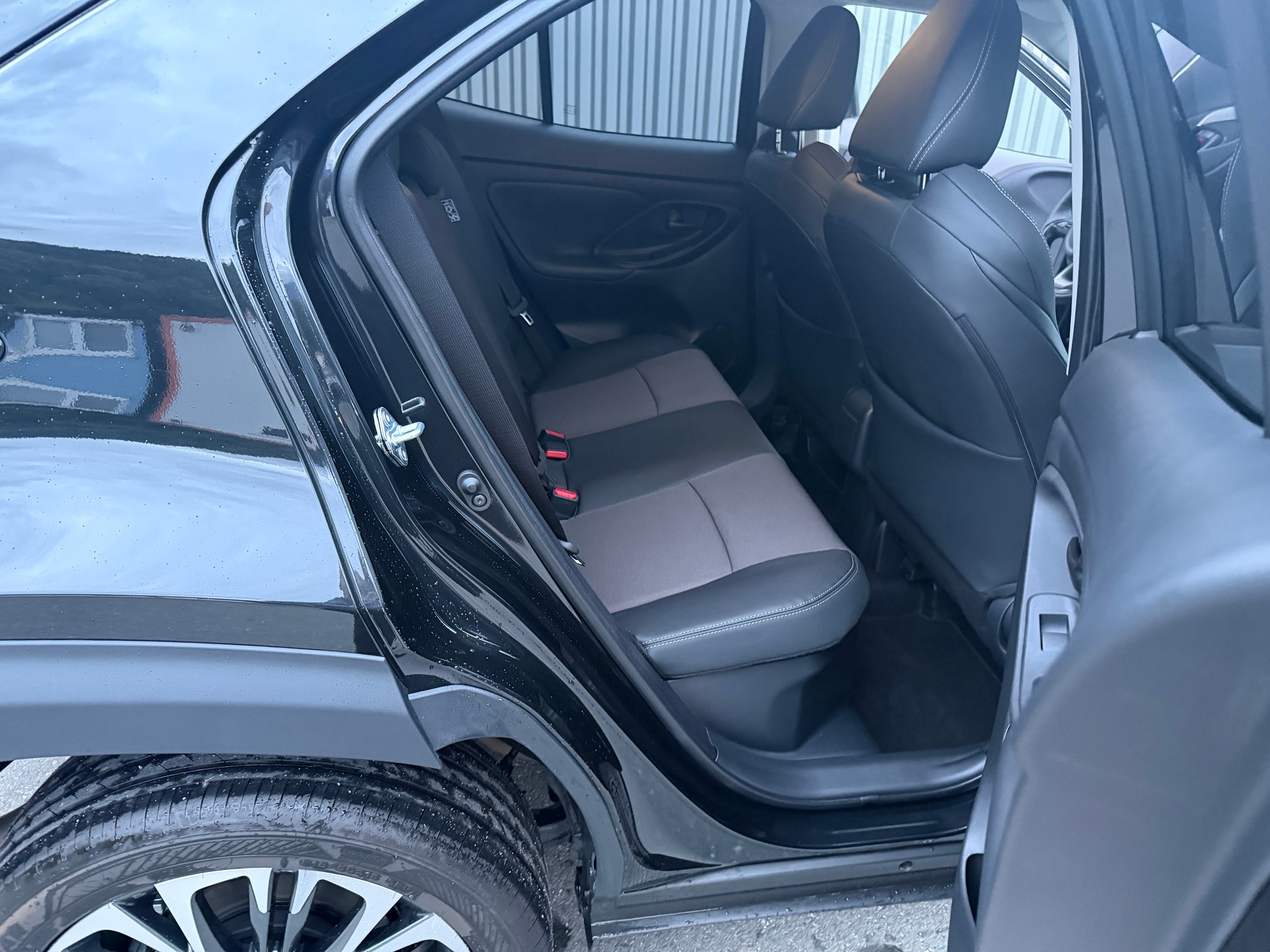 TOYOTA Yaris Cross 1.5 Premium 4 X. 4. - BOITE AUTOMATIQUE-image-21
