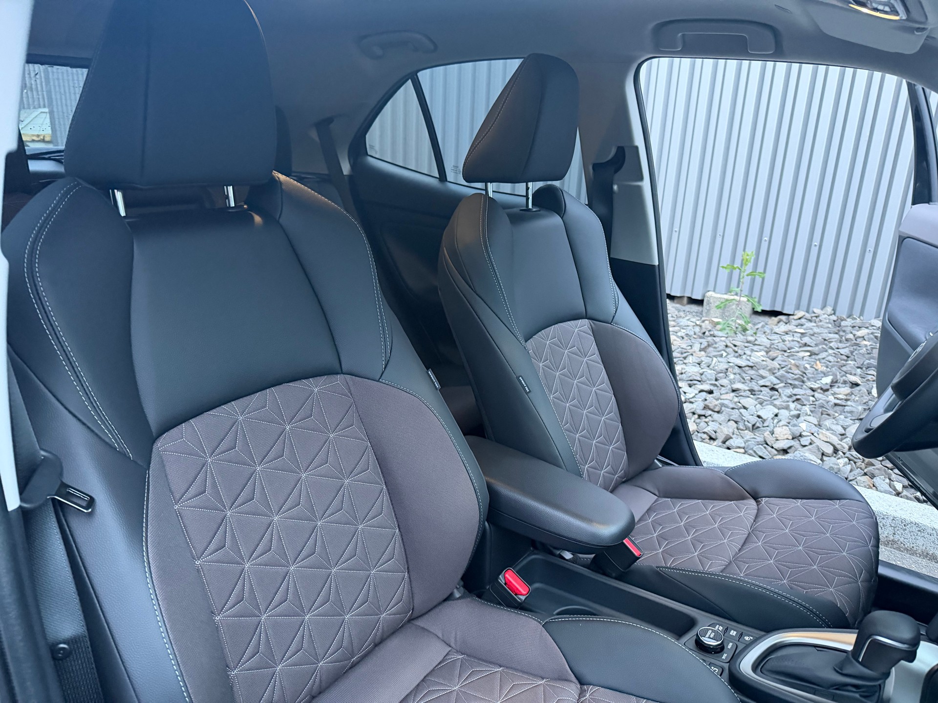 TOYOTA Yaris Cross 1.5 Premium 4 X. 4. - BOITE AUTOMATIQUE-image-38