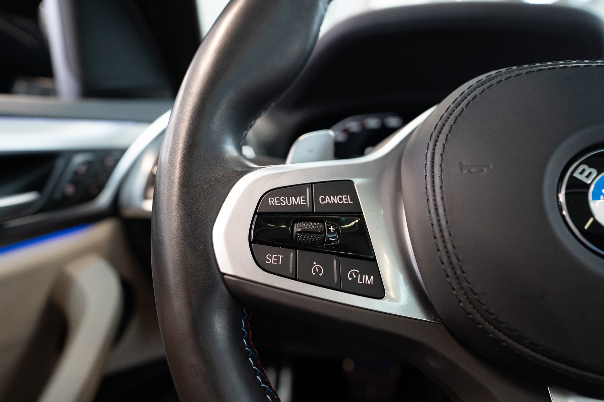 BMW X3 M40i / Panorama / HeadUp / el.Sitze-image-19