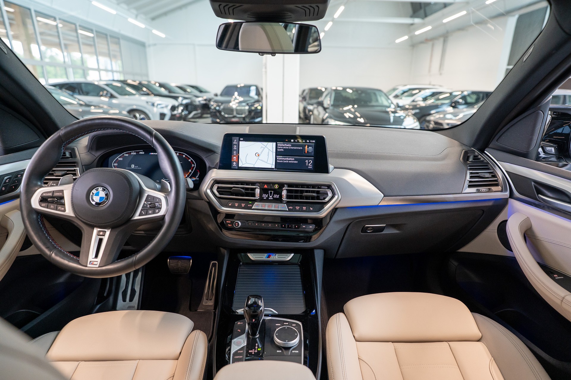 BMW X3 M40i / Panorama / HeadUp / el.Sitze-image-17