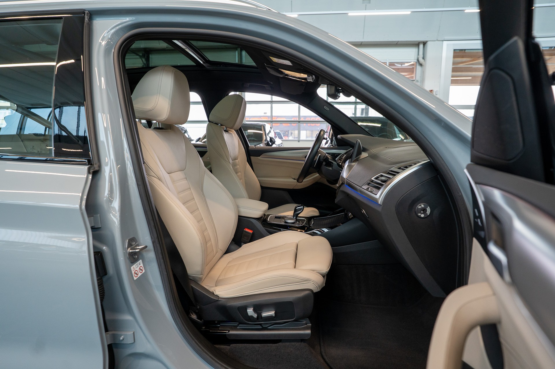 BMW X3 M40i / Panorama / HeadUp / el.Sitze-image-15