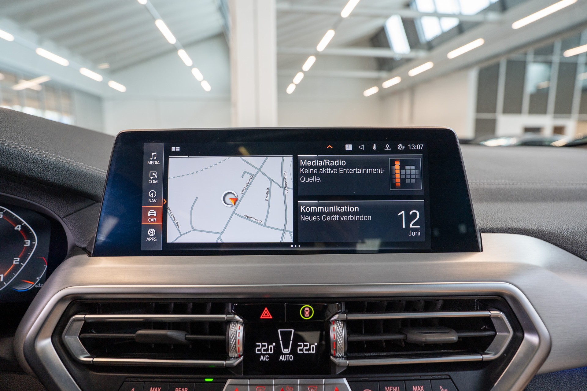 BMW X3 M40i / Panorama / HeadUp / el.Sitze-image-23