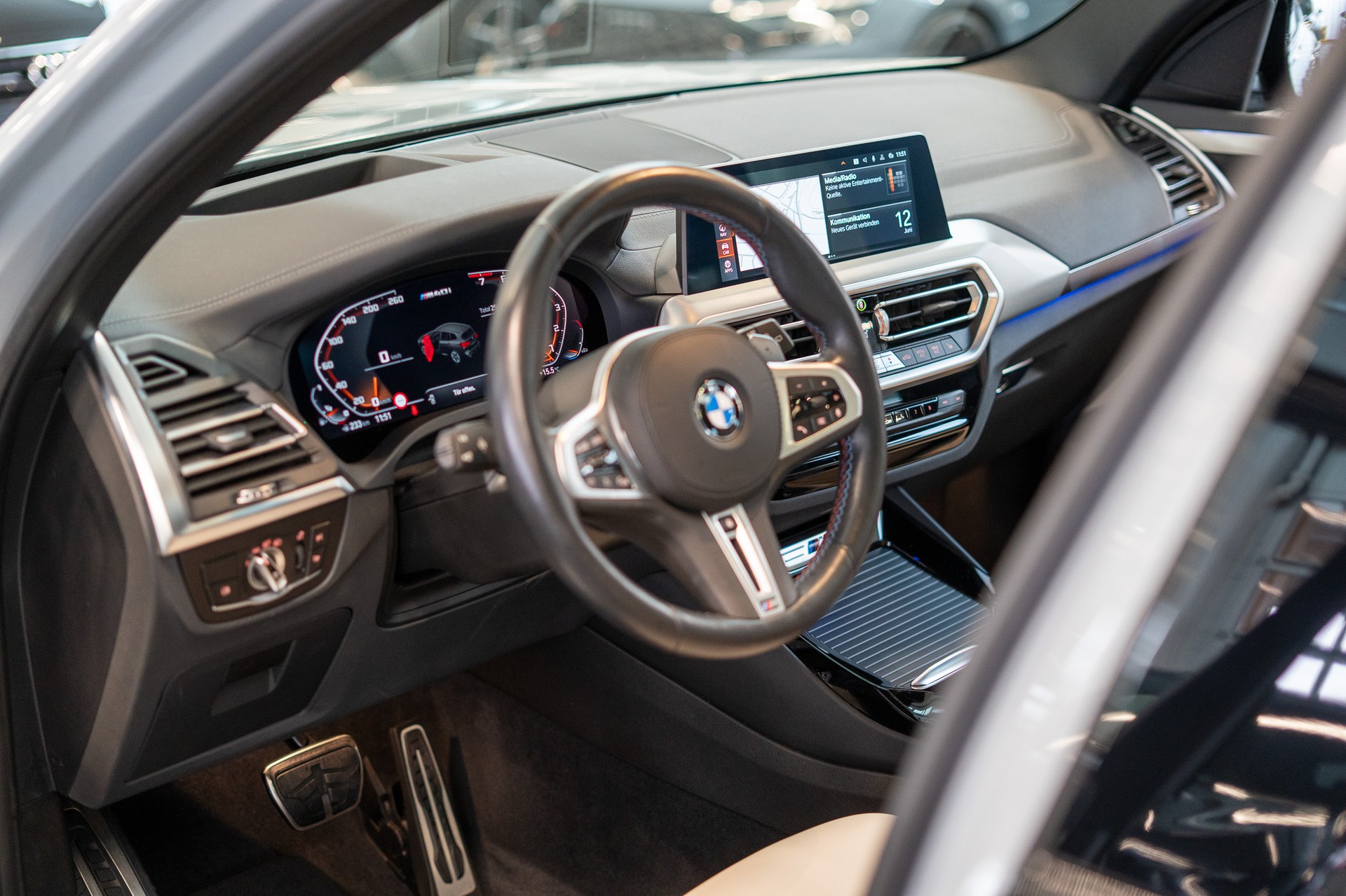 BMW X3 M40i / Panorama / HeadUp / el.Sitze-image-11
