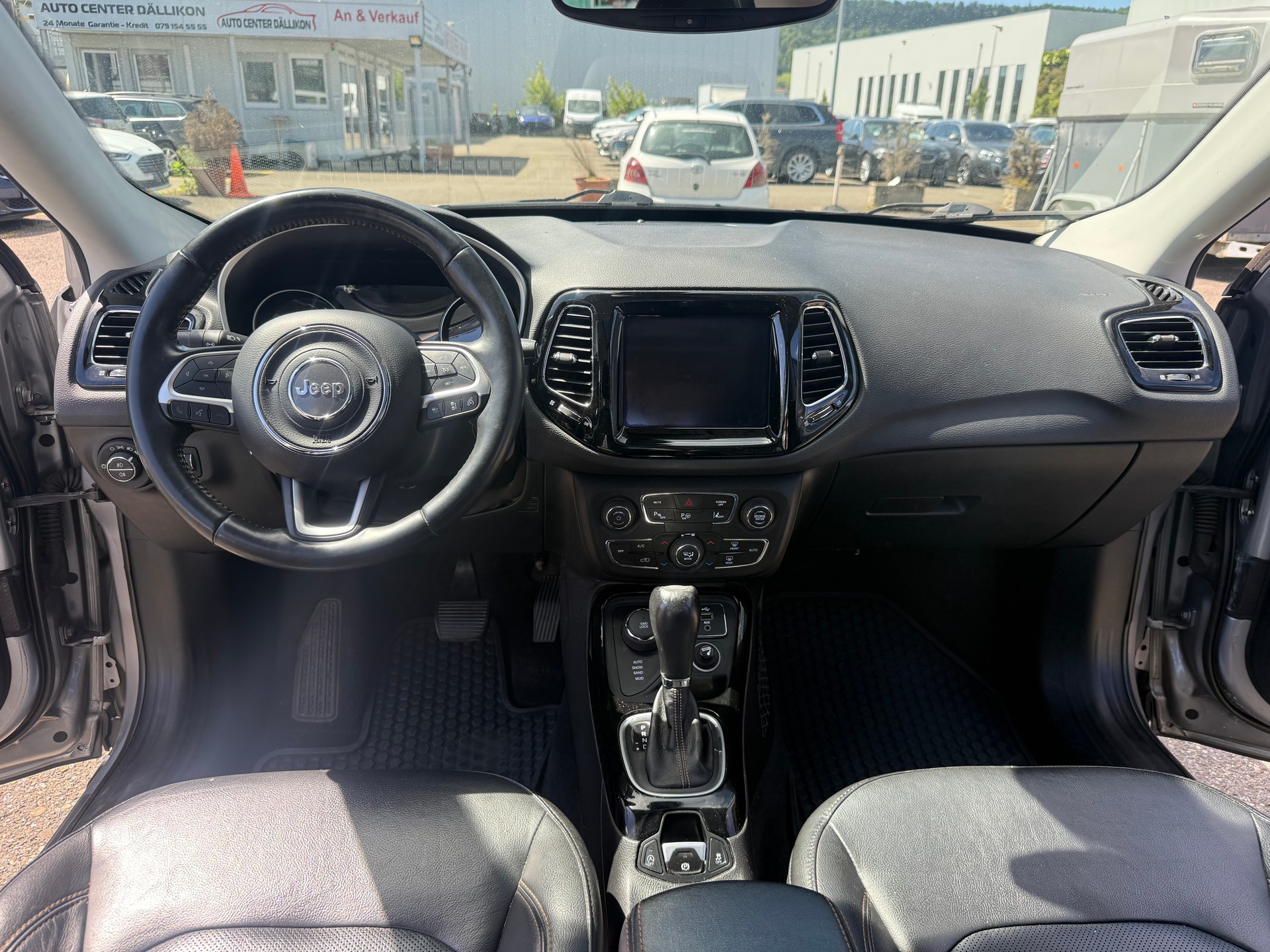 JEEP Compass 1.4 Turbo Limited AWD 9ATX-image-3