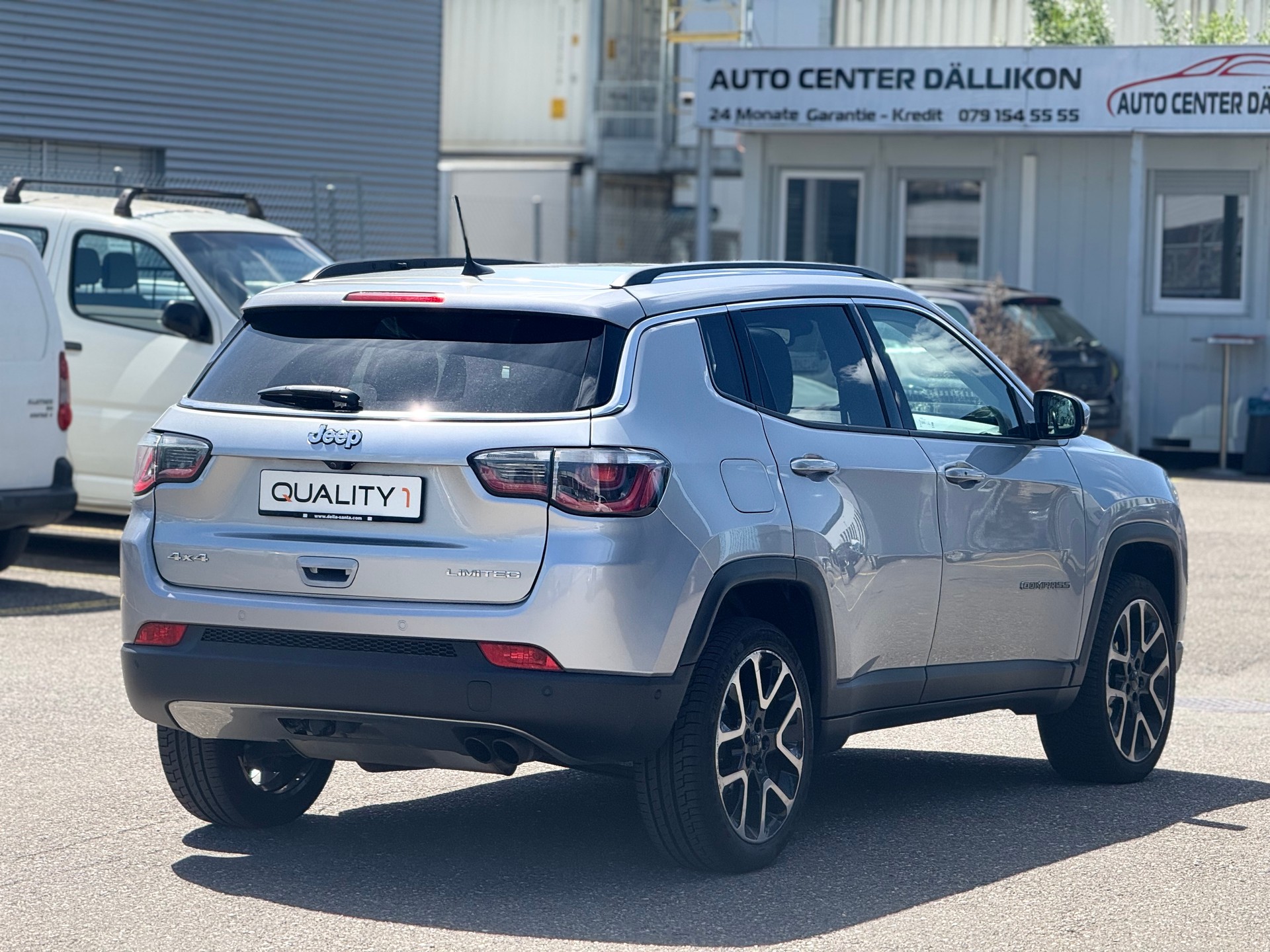 JEEP Compass 1.4 Turbo Limited AWD 9ATX-image-14