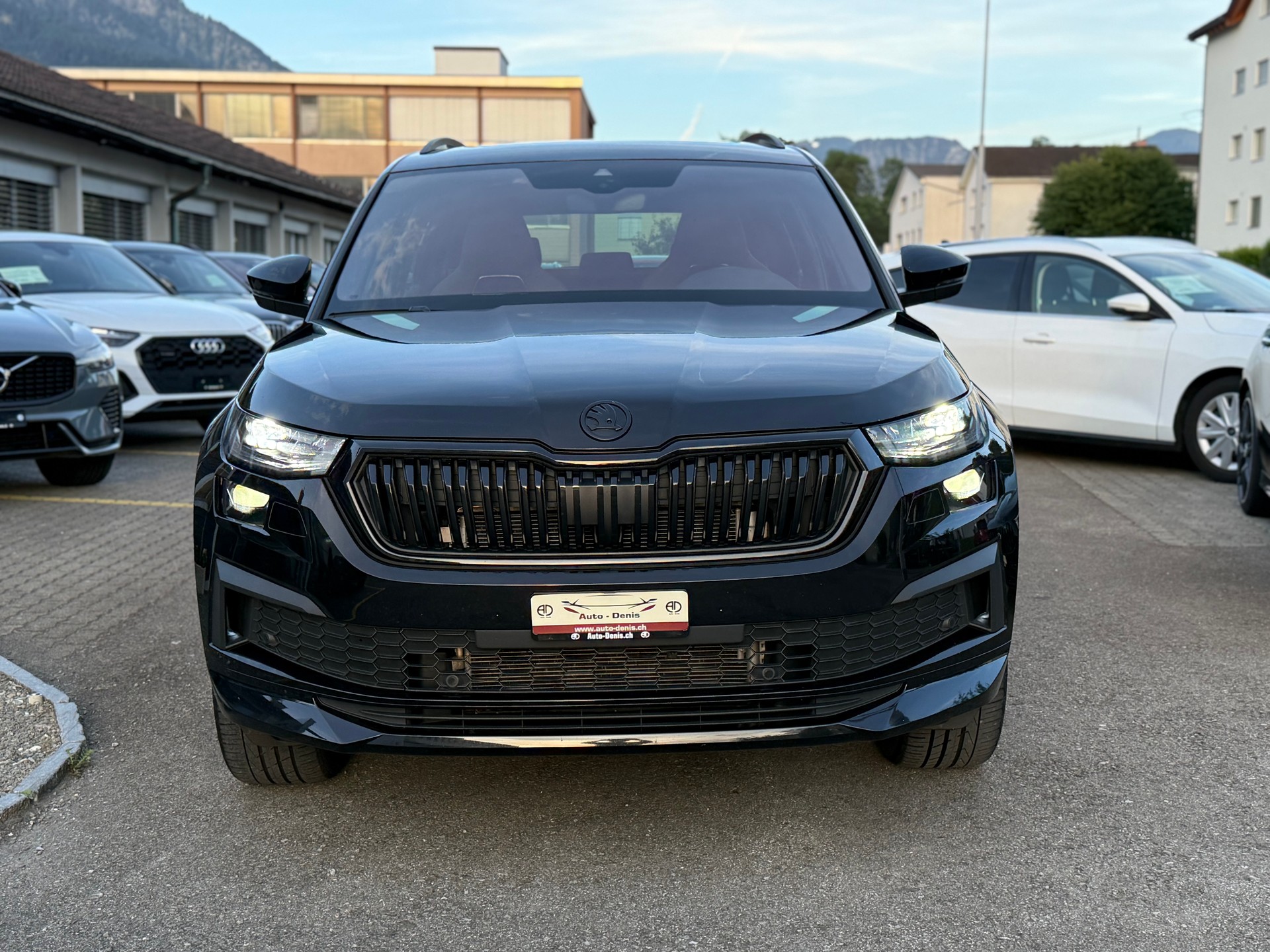 SKODA Kodiaq 2.0 TDI 200 Sportline DSG-image-2