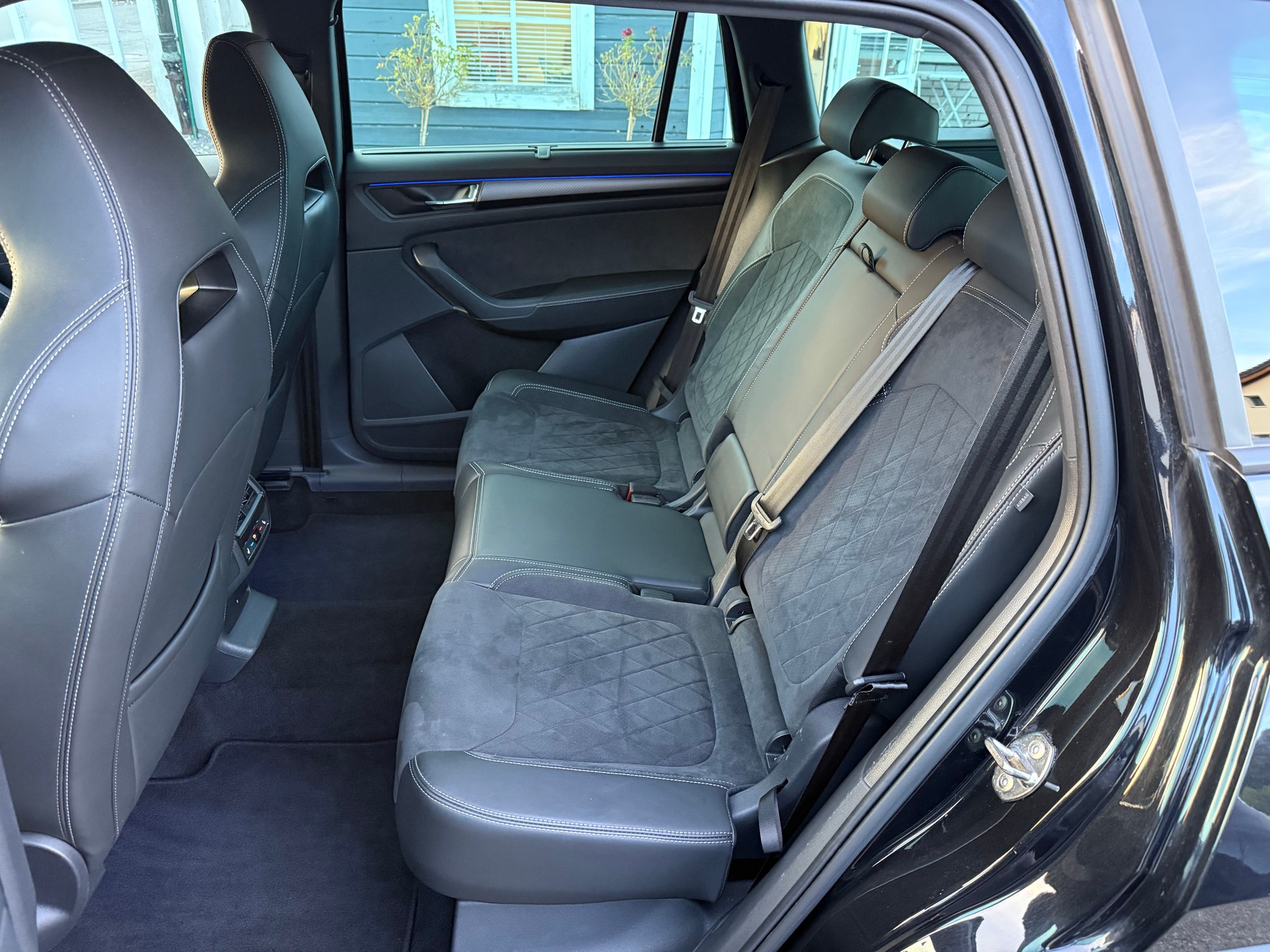 SKODA Kodiaq 2.0 TDI 200 Sportline DSG-image-9