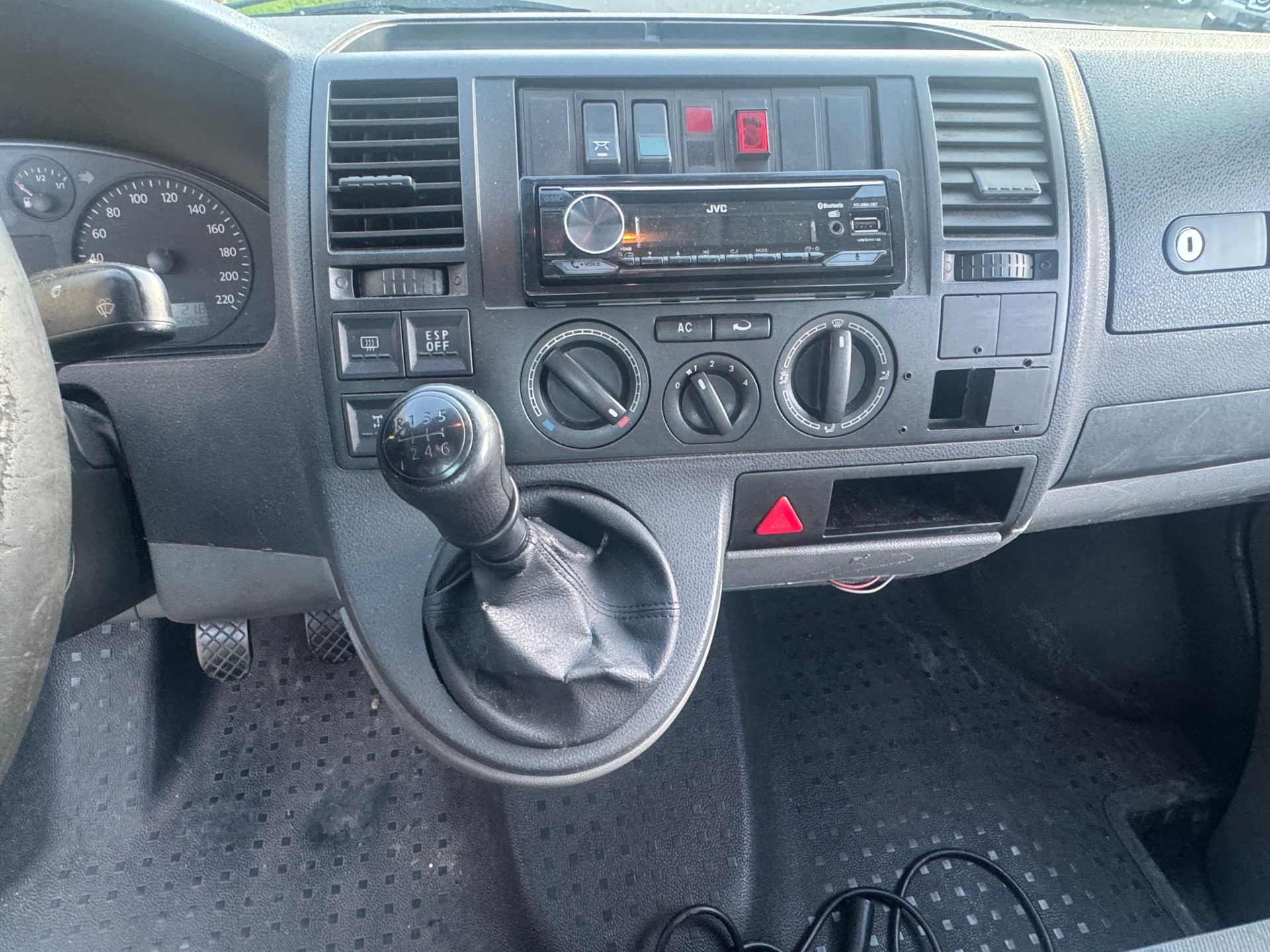 VW T5-image-17
