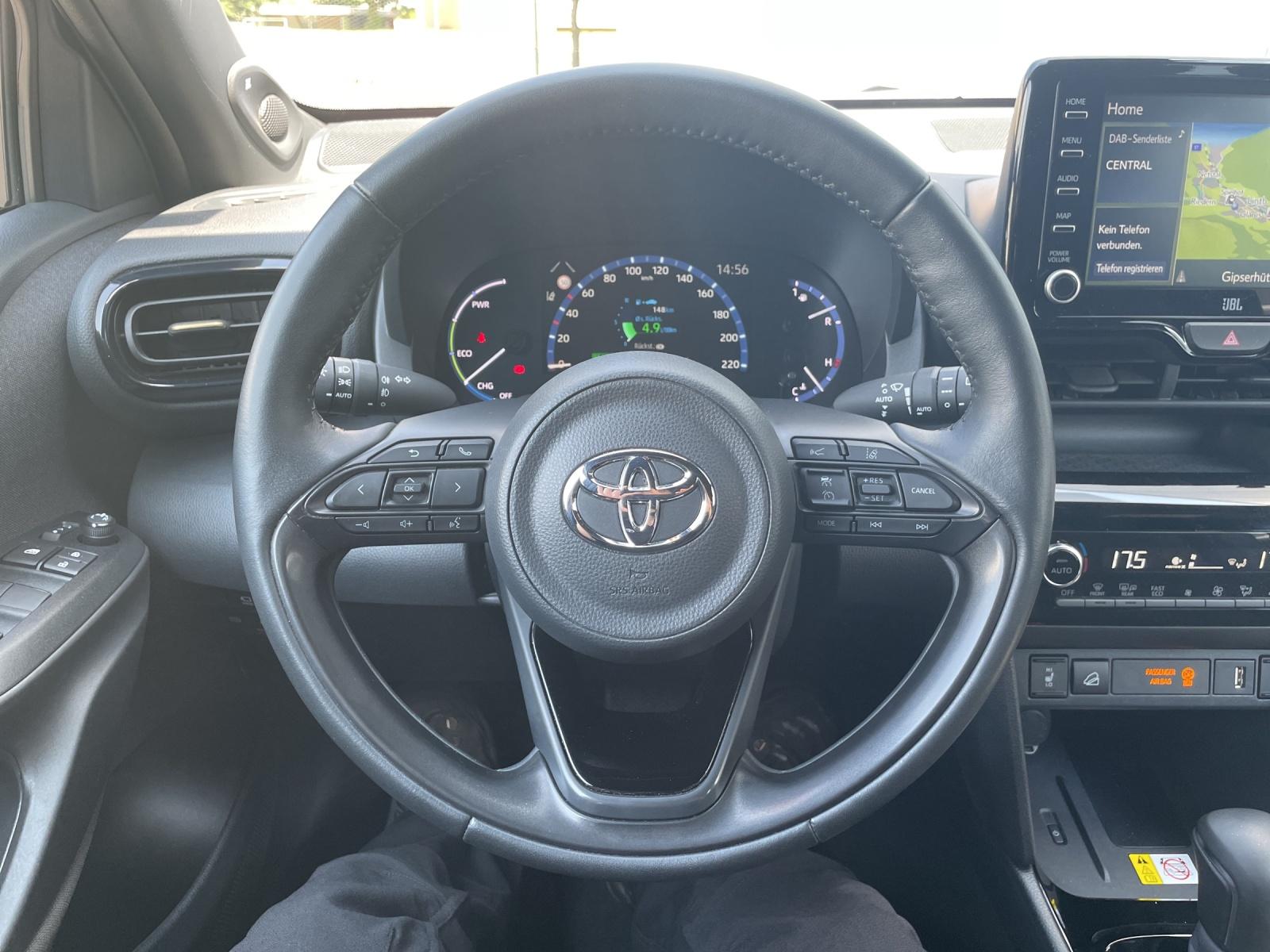 TOYOTA Yaris Cross 1.5 VVT-i HSD Adventure AWD-i-image-10