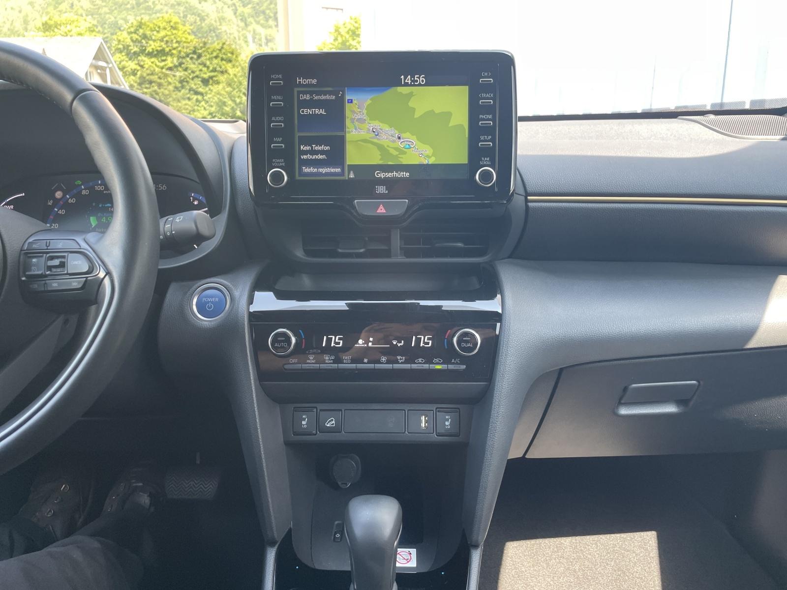 TOYOTA Yaris Cross 1.5 VVT-i HSD Adventure AWD-i-image-12