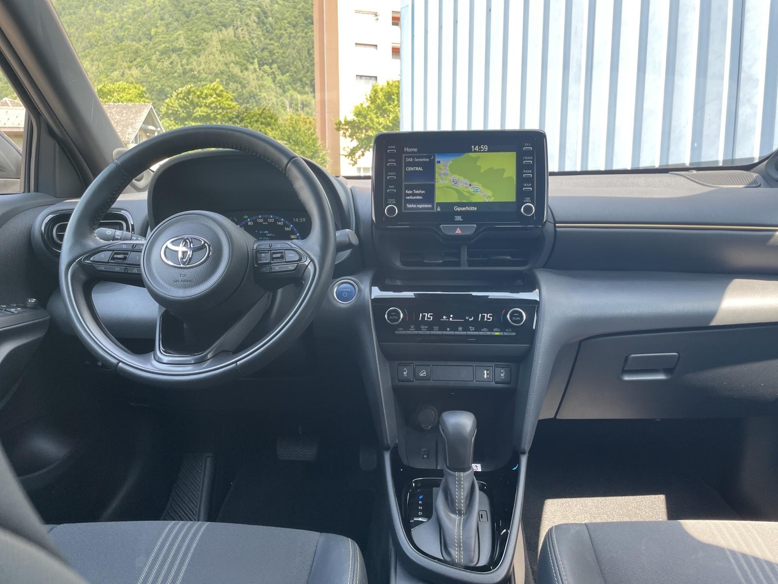 TOYOTA Yaris Cross 1.5 VVT-i HSD Adventure AWD-i-image-11