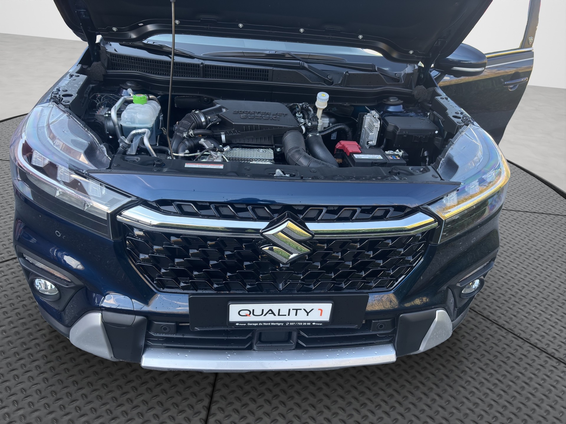 SUZUKI SX4 S-Cross 1.4 16V Piz Sulai Hybrid 4WD-image-15