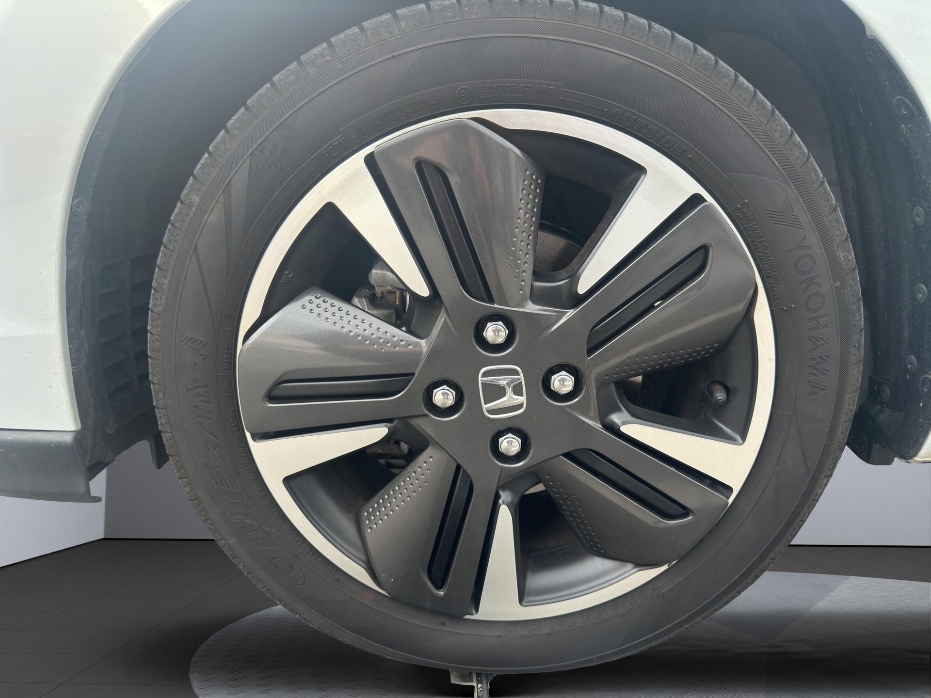 HONDA Jazz 1.5 i-MMD Advance-image-18