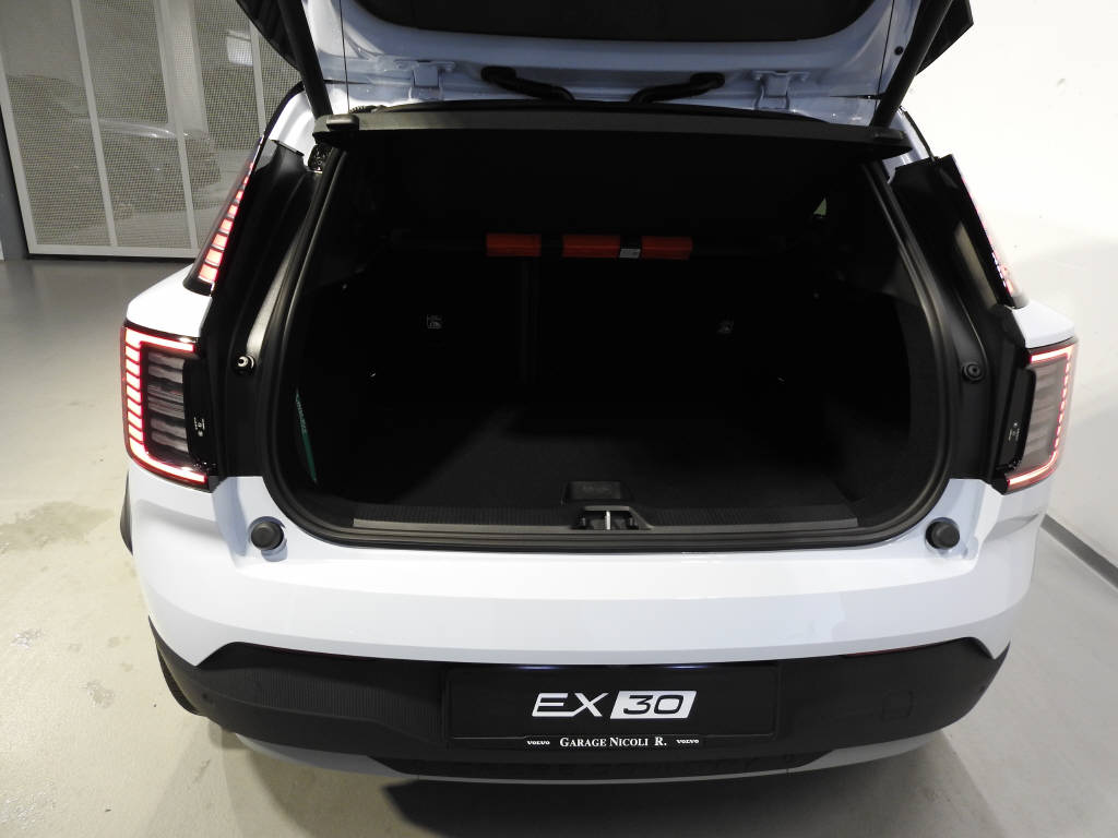 VOLVO EX 30 CC E60 Twin Performance AWD-image-5