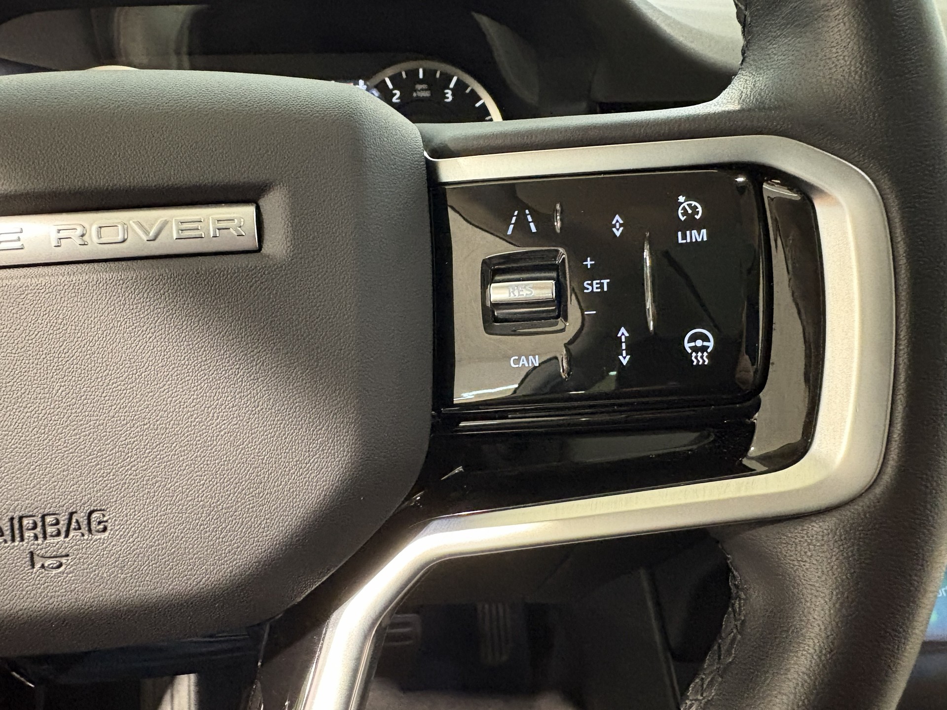 LAND ROVER Range Rover Evoque D 200 MHEV SE AT9-image-19