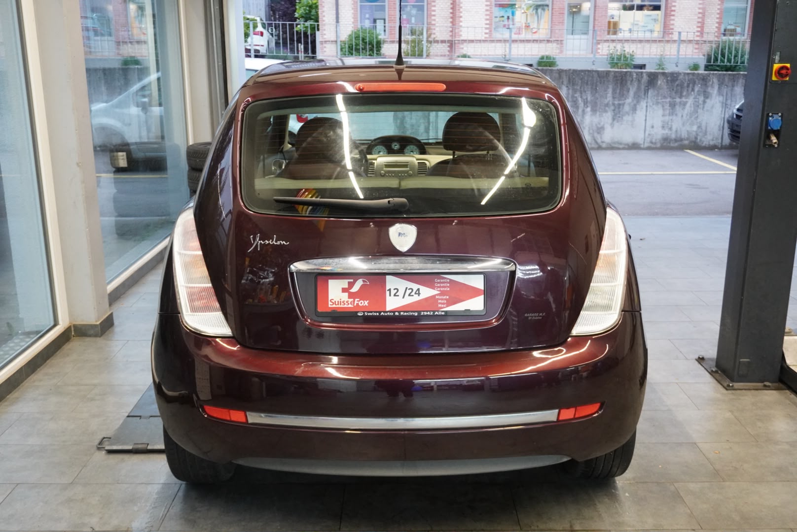 LANCIA Ypsilon 1.4 16V Platino-image-4