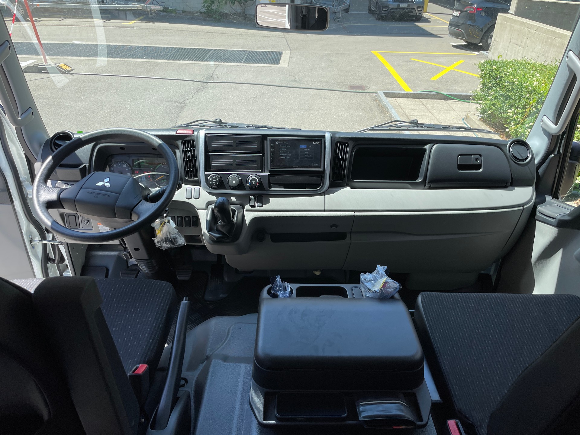 MITSUBISHI FUSO CANTER 3C15D, manuell-image-14