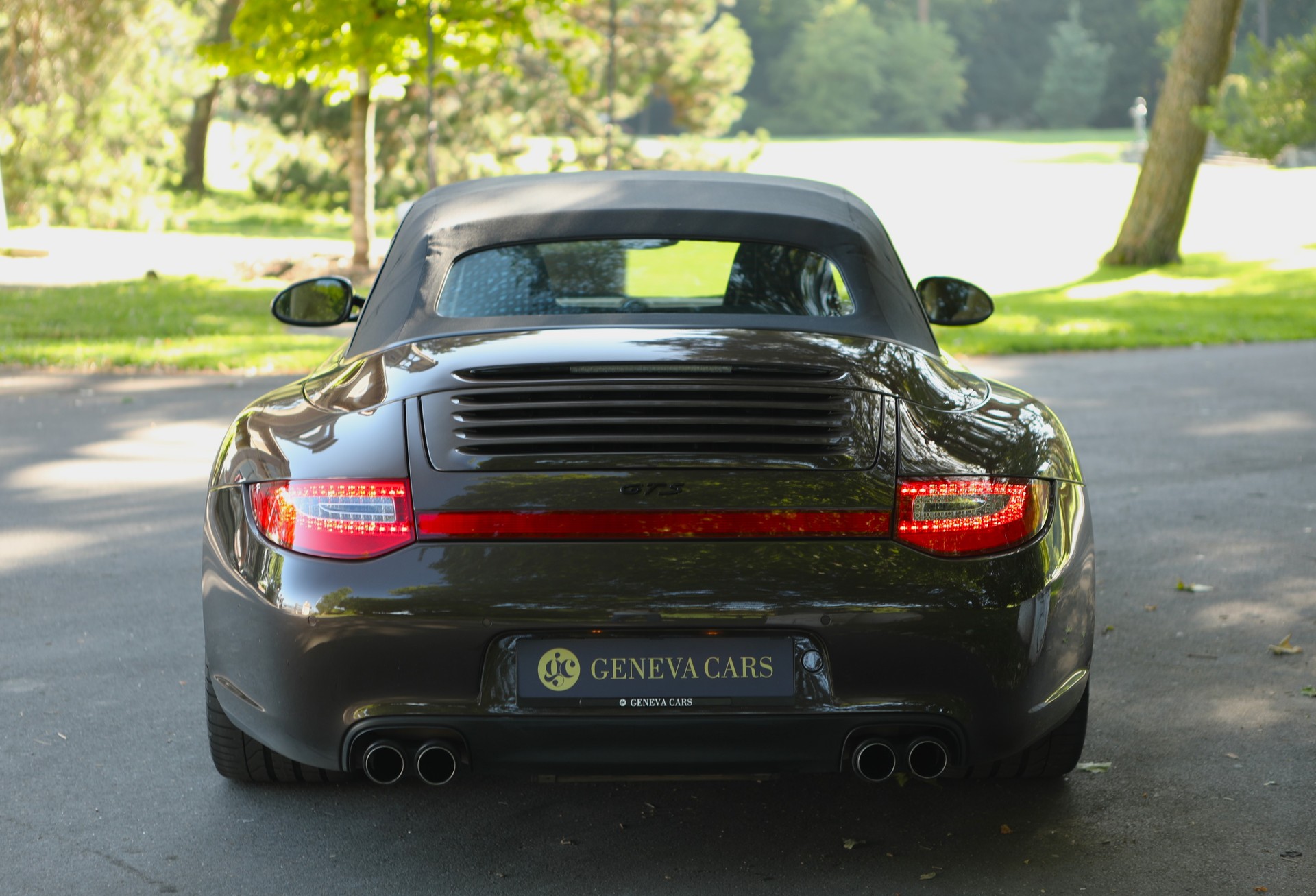 PORSCHE 911 Cabrio Carrera 4 GTS boîte maneulle ( RARE )-image-8