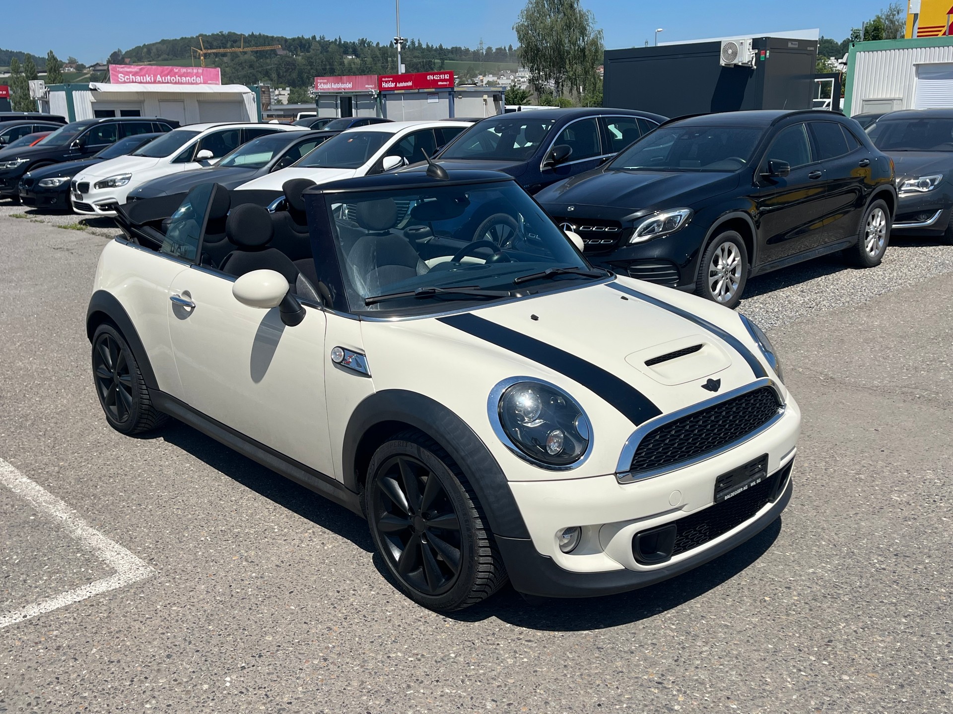 MINI Cooper S Cabriolet-image-0