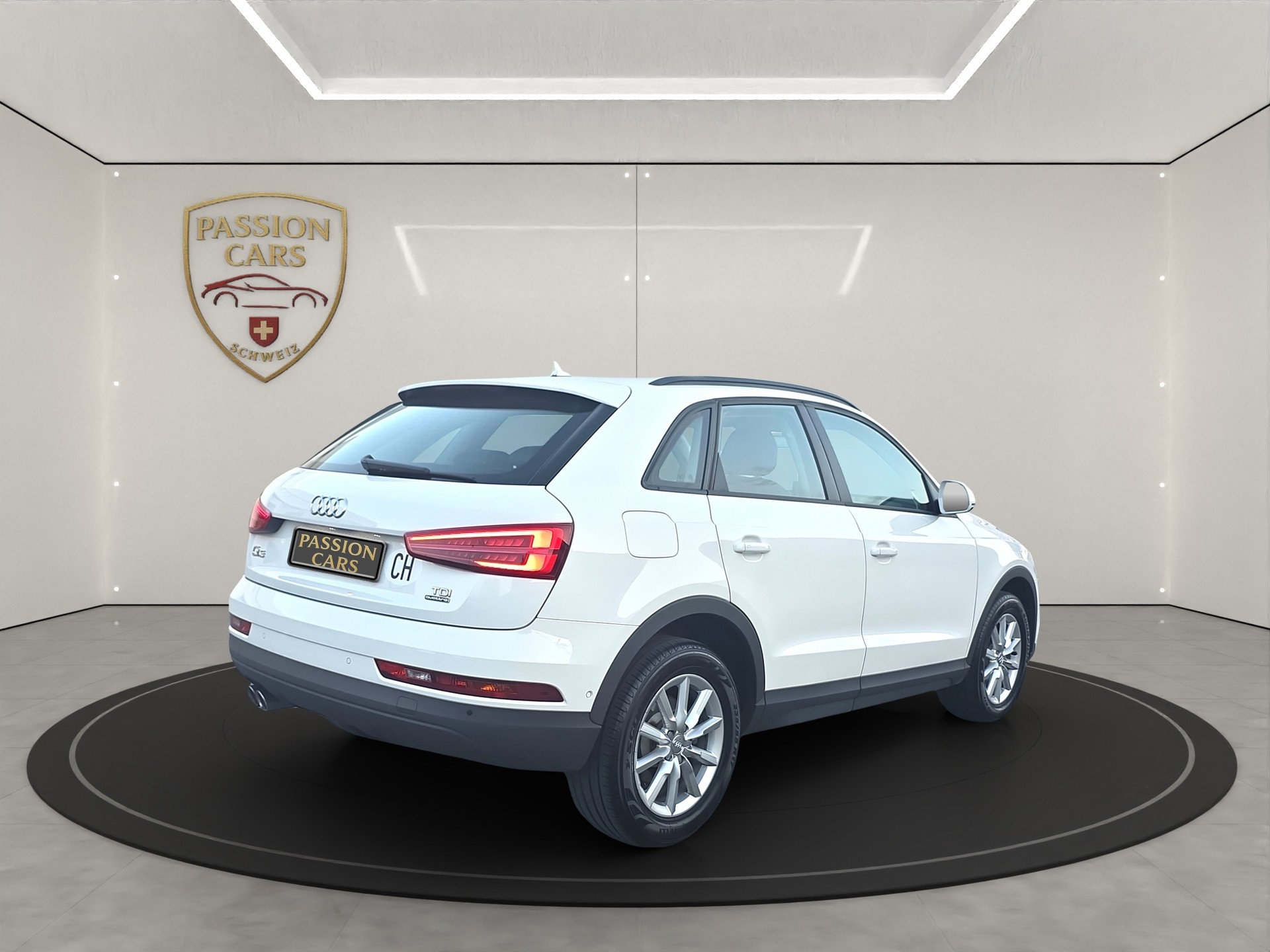 AUDI Q3 2.0 TDI sport quattro S-tronic-image-4