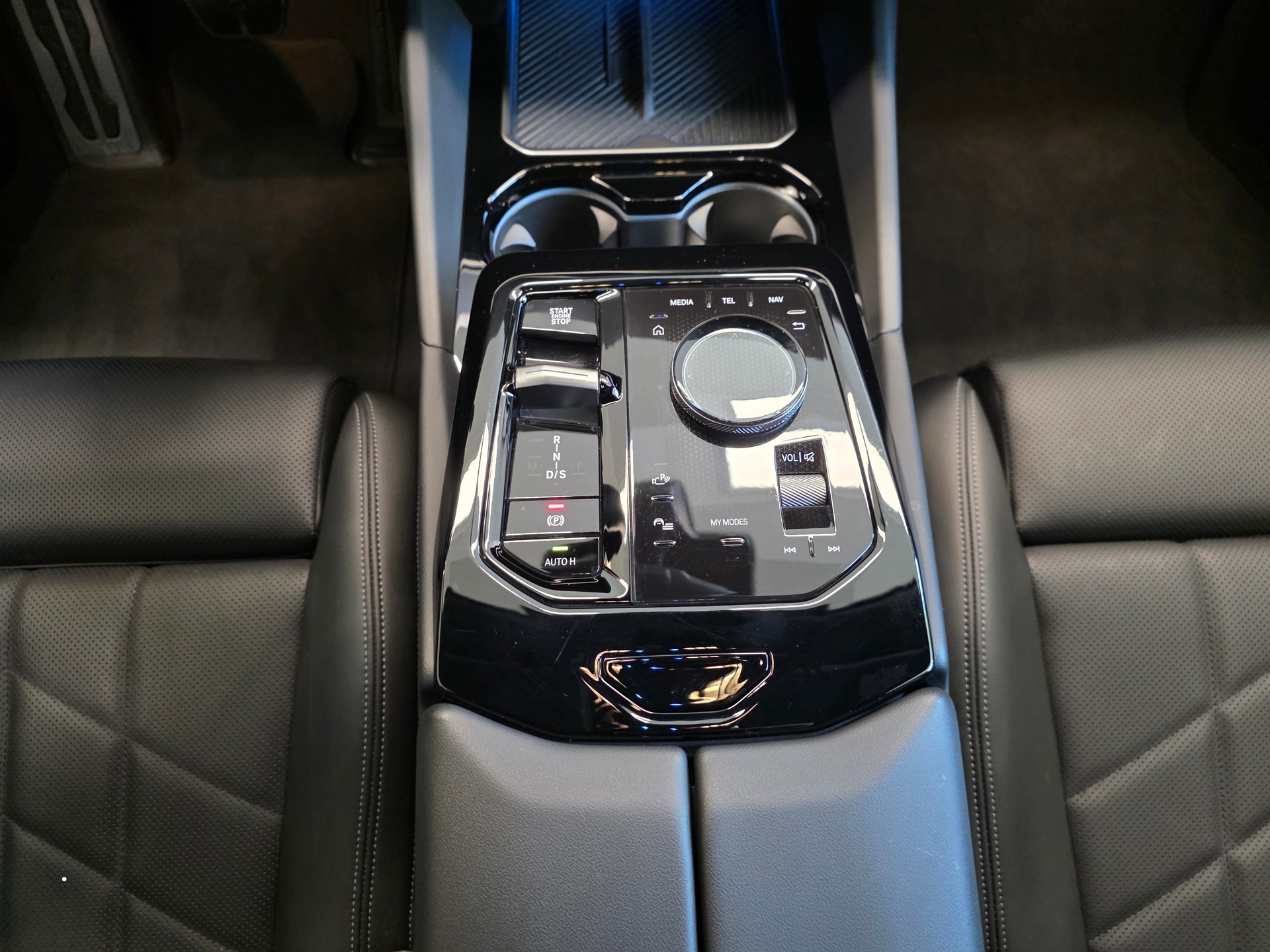 BMW 520d xDrive 48V M Sport Steptronic-image-9