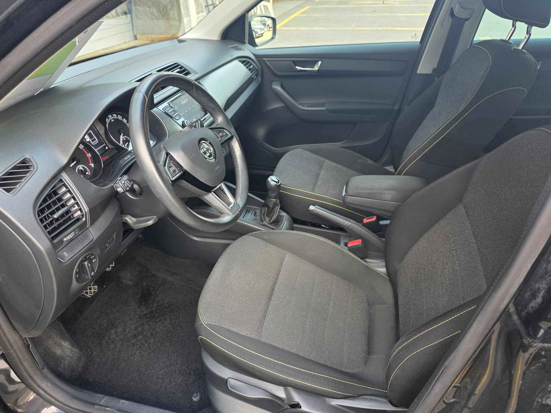 SKODA Fabia Combi 1.0 TSI Soleil-image-7