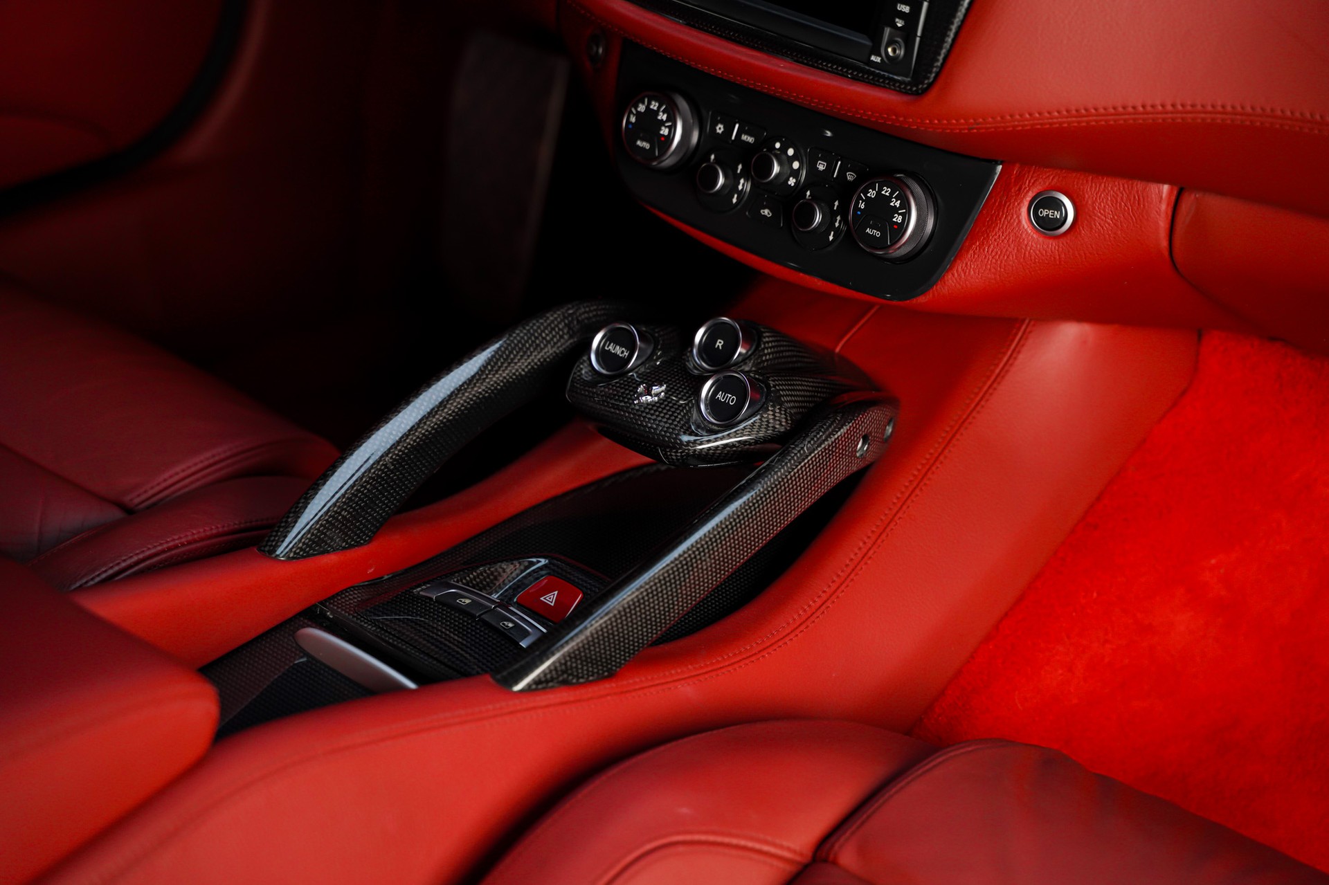 FERRARI FF-image-19