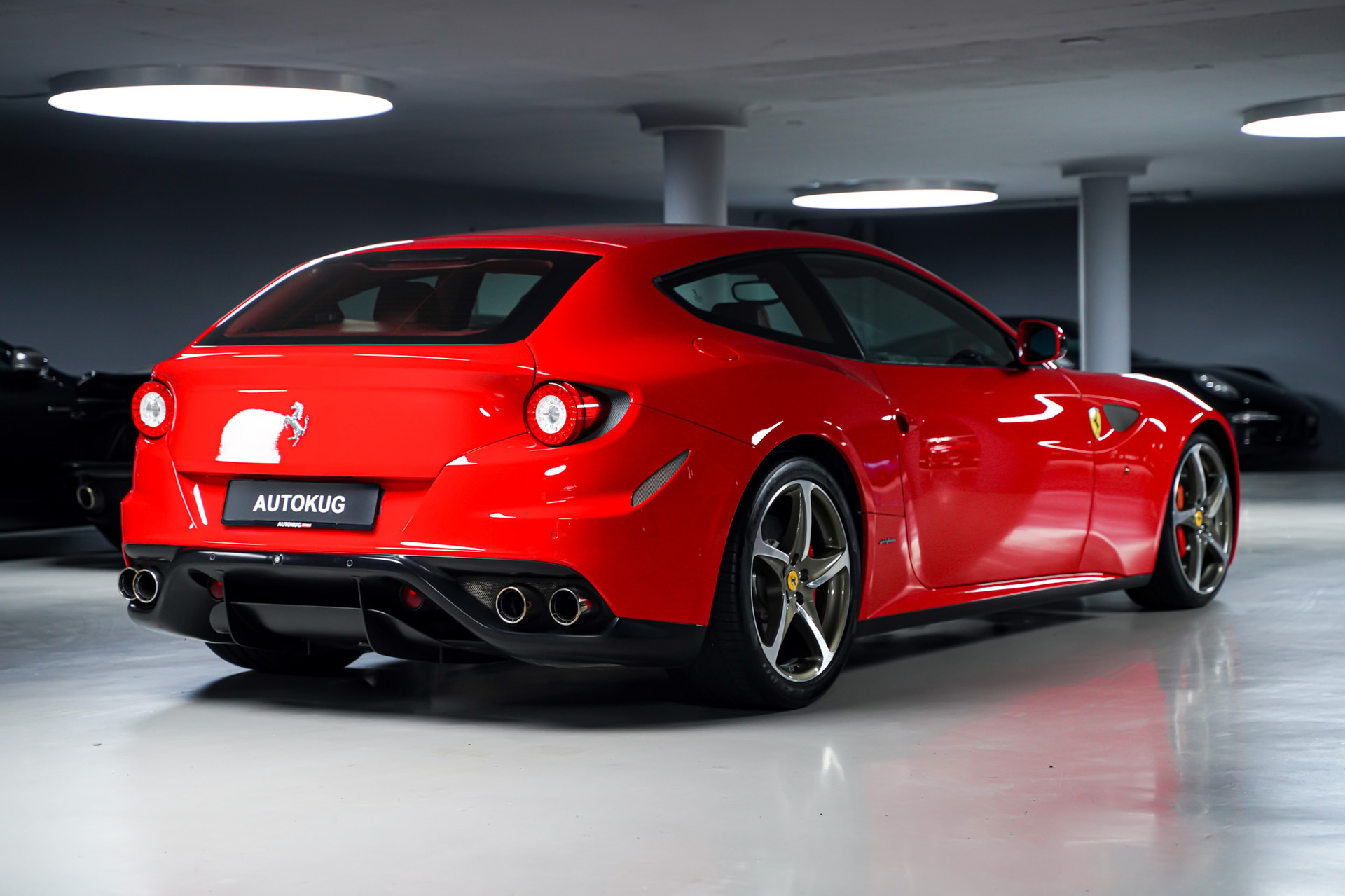 FERRARI FF-image-4