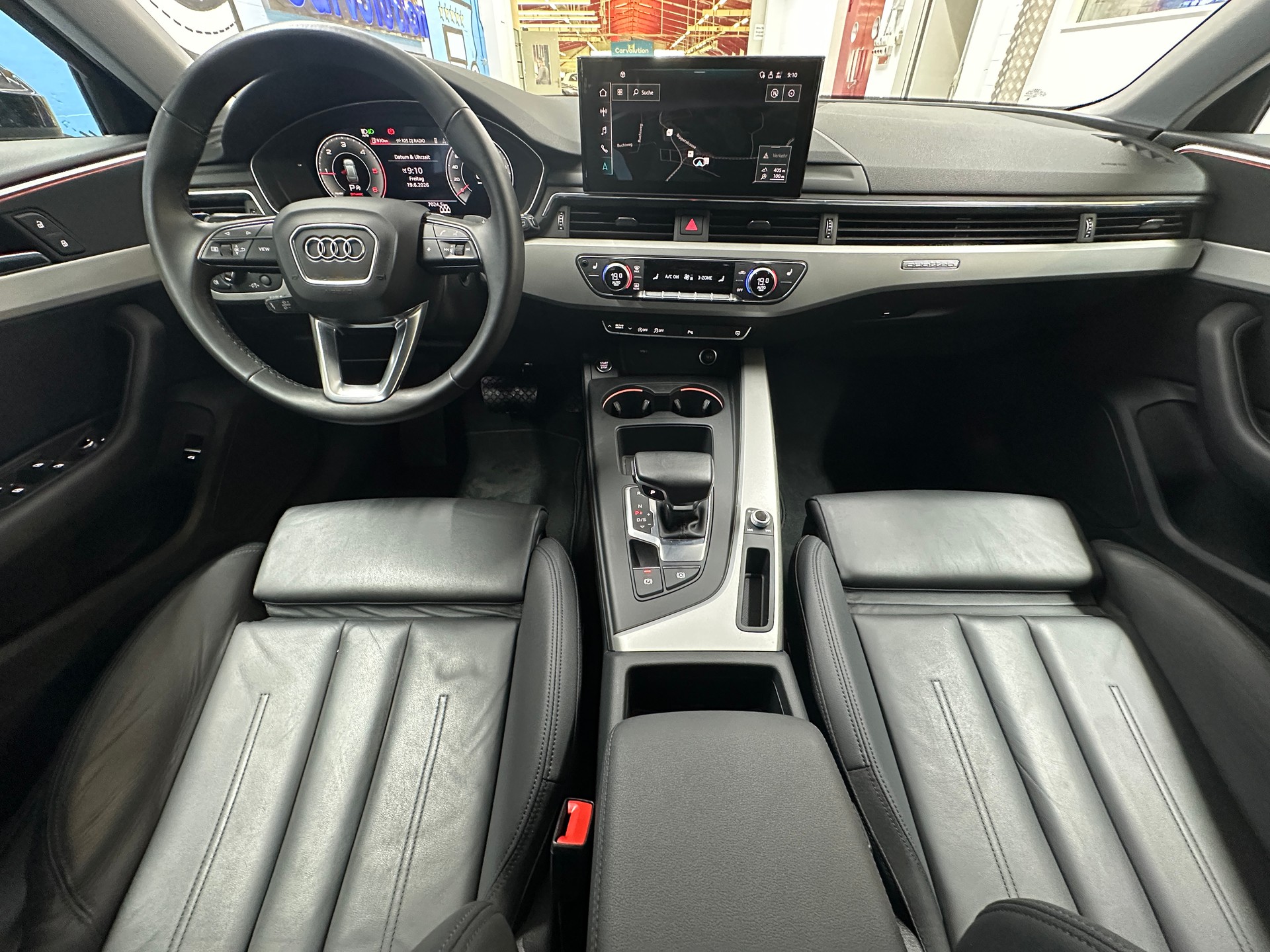 AUDI A4 Avant 40 TDI S line quattro S-tronic-image-9