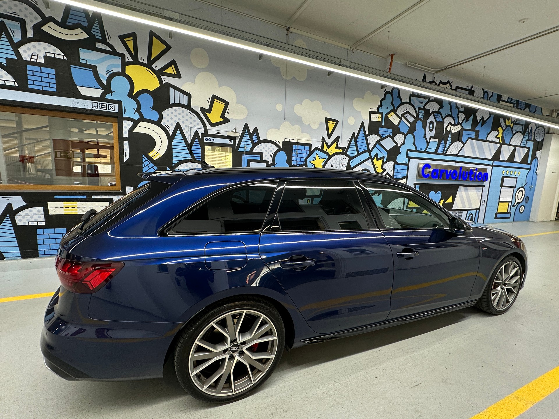 AUDI A4 Avant 40 TDI S line quattro S-tronic-image-3