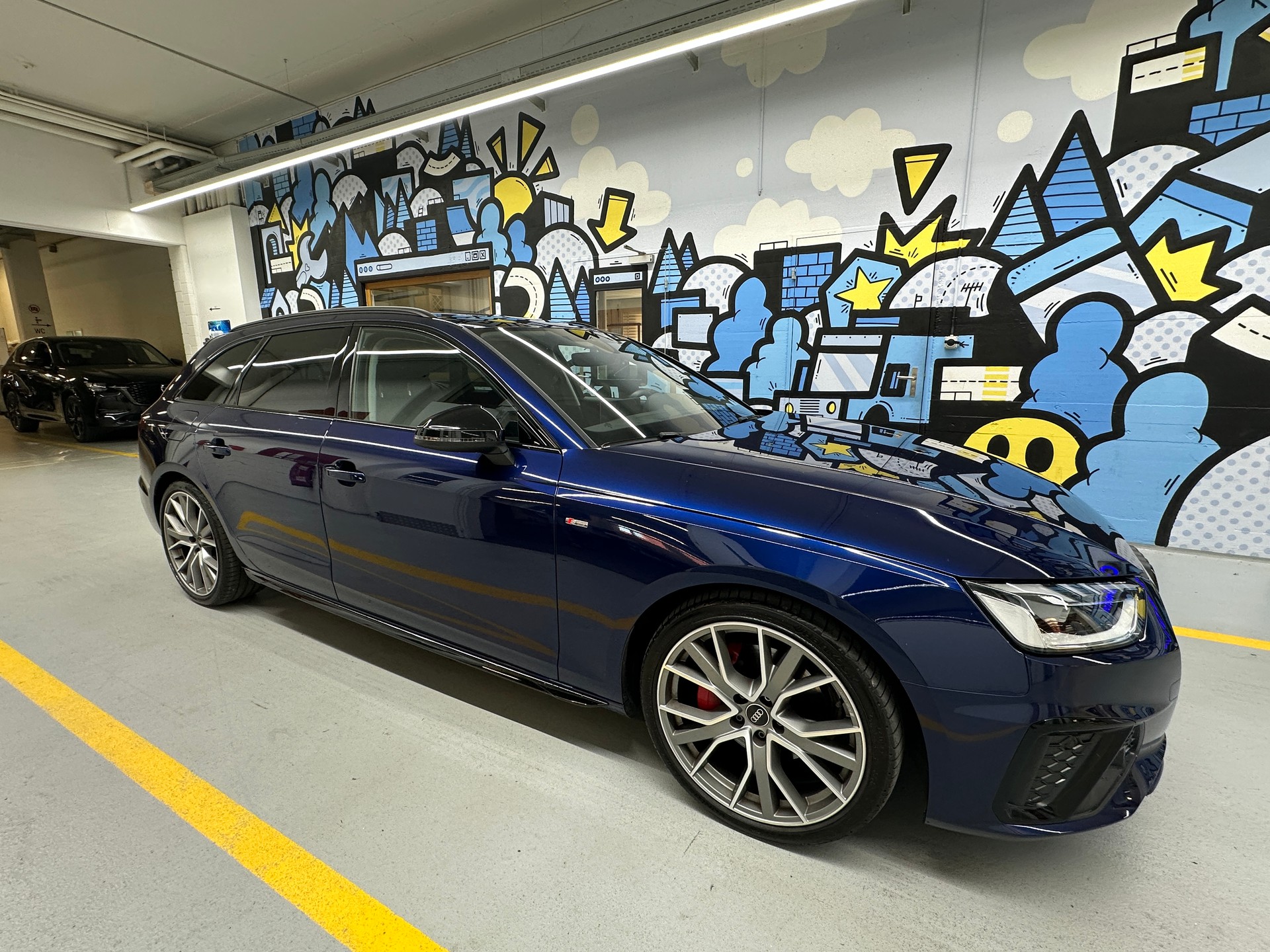 AUDI A4 Avant 40 TDI S line quattro S-tronic-image-0