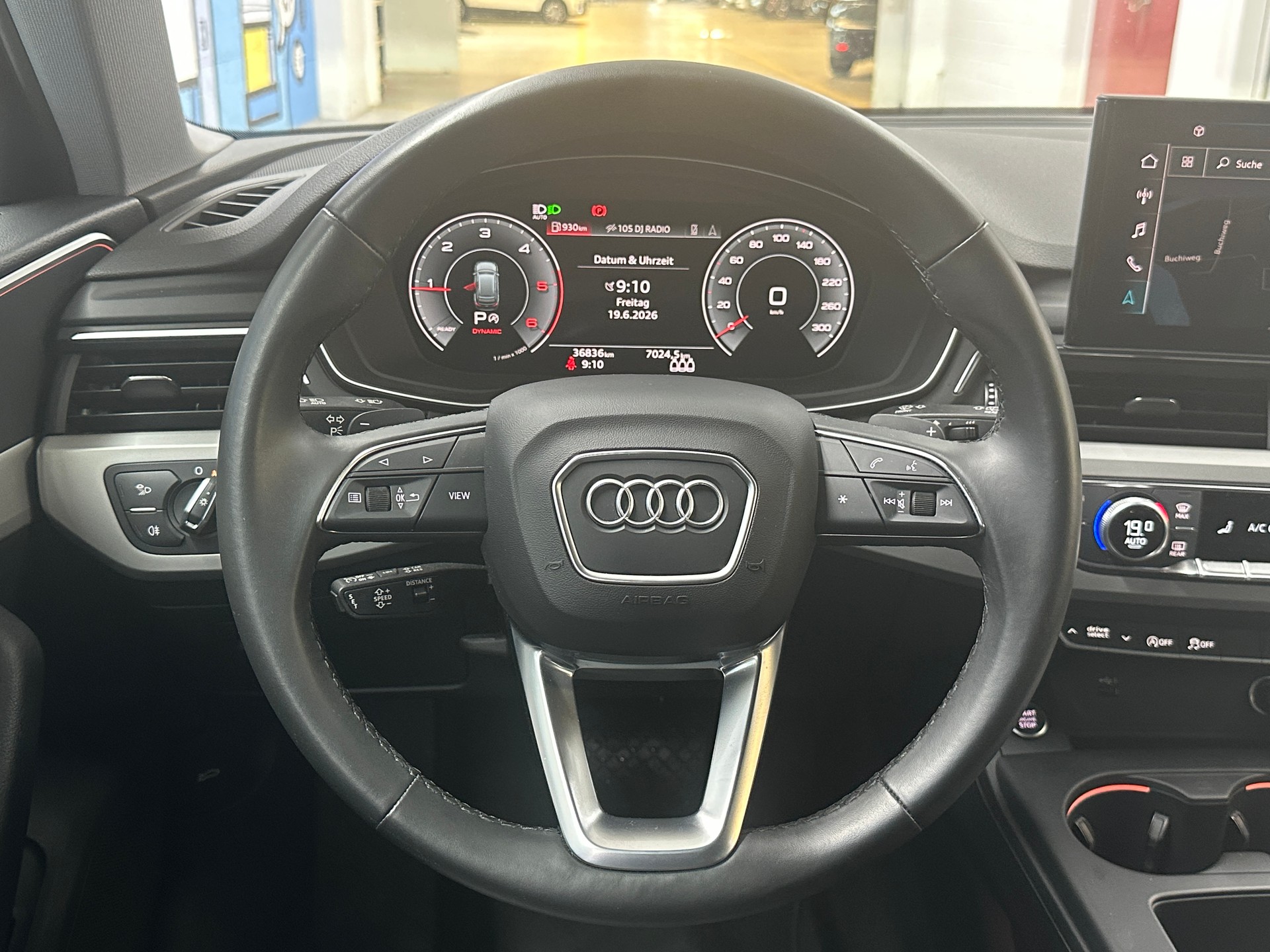 AUDI A4 Avant 40 TDI S line quattro S-tronic-image-10