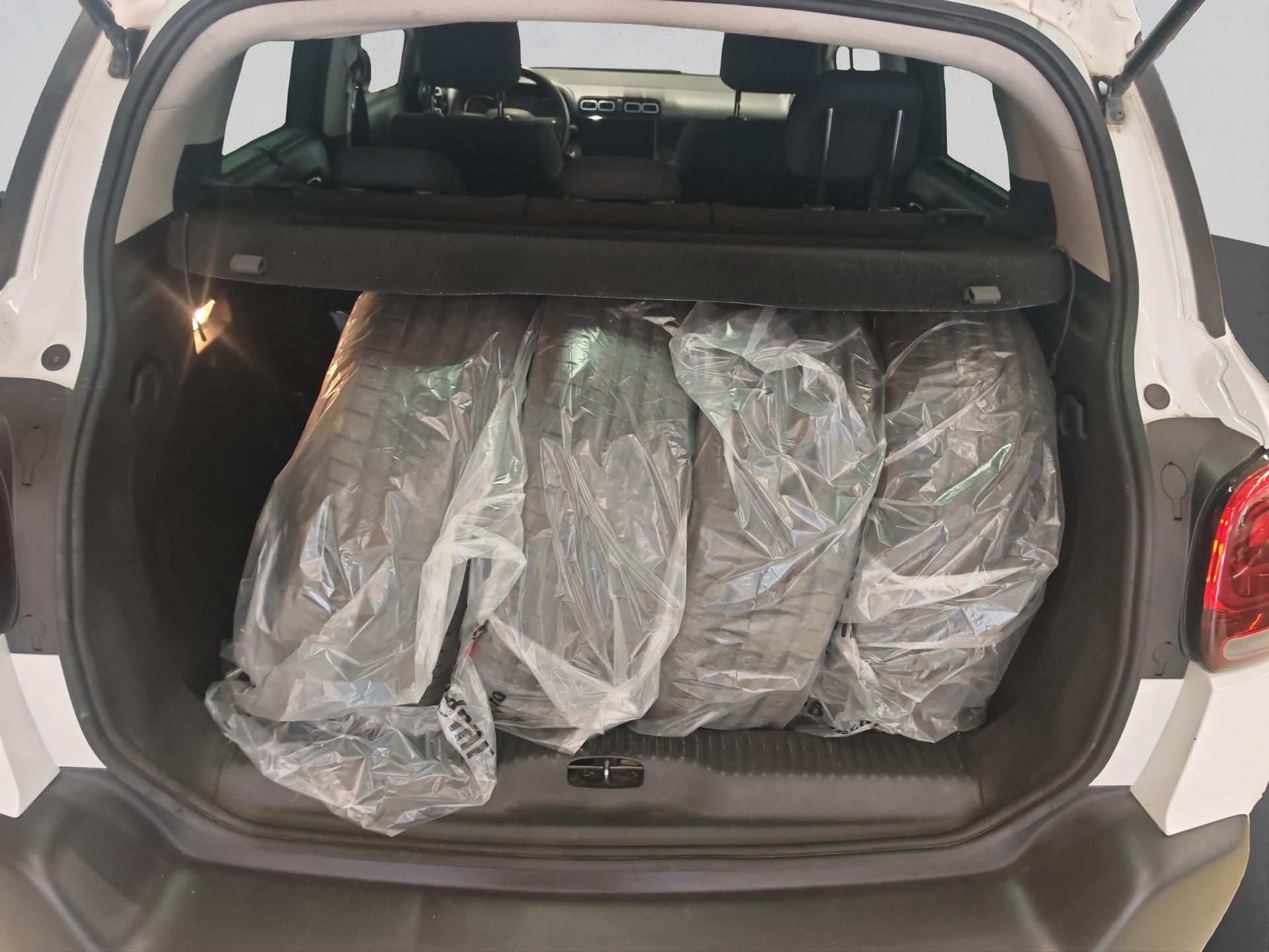 CITROEN C3 Aircross 1.2i PureTech Feel EAT-image-15
