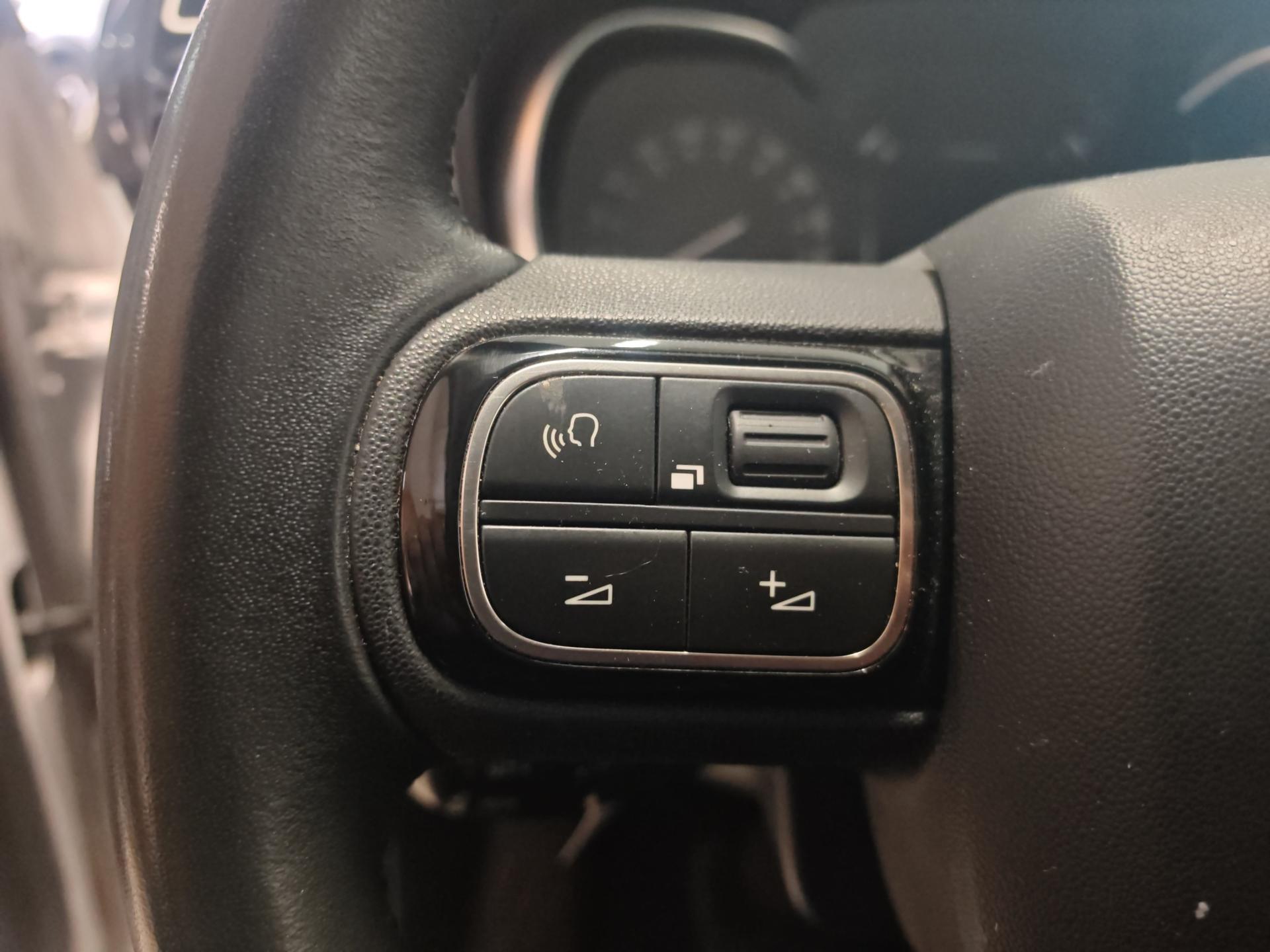 CITROEN C3 Aircross 1.2i PureTech Feel EAT-image-19