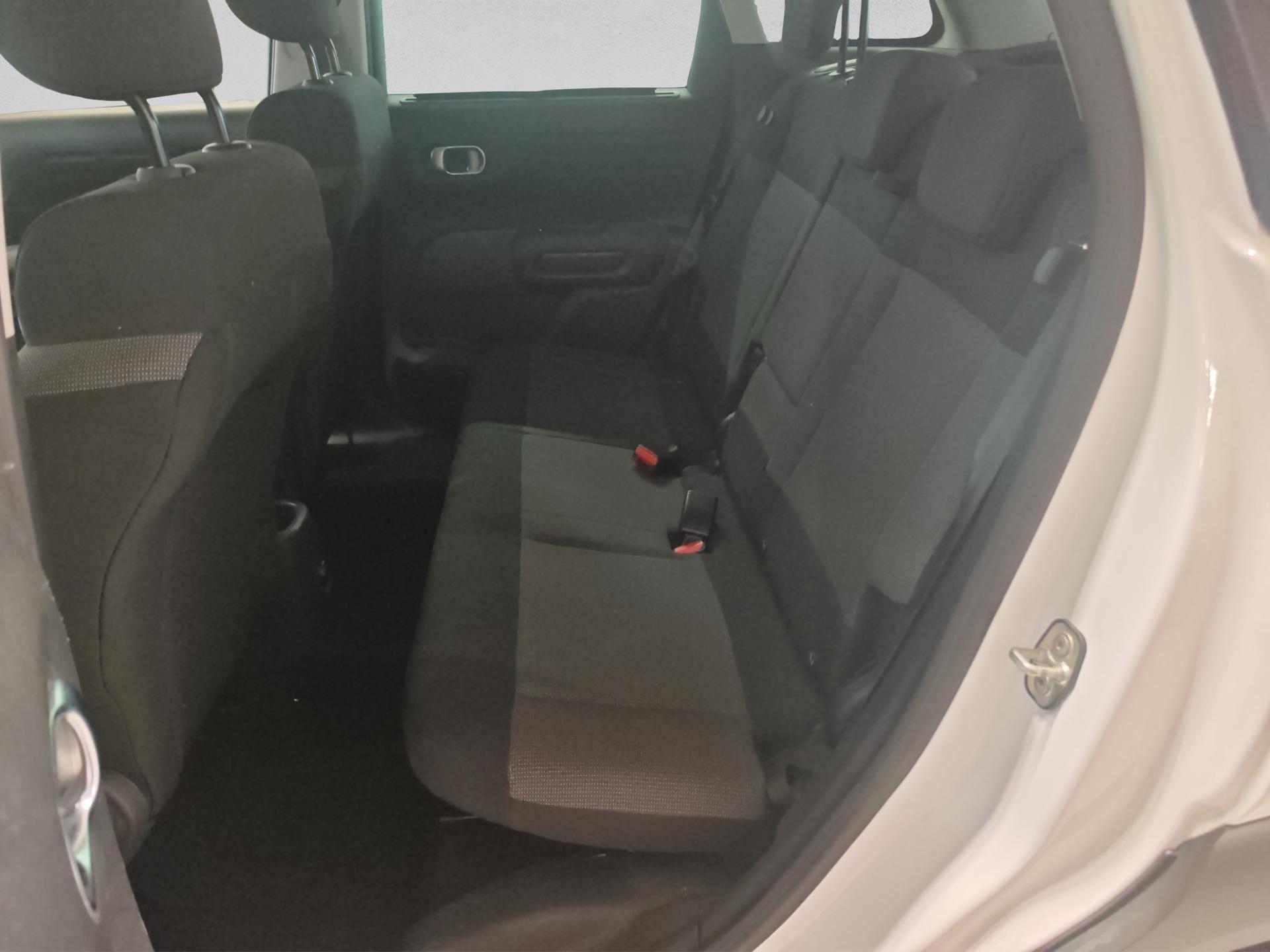 CITROEN C3 Aircross 1.2i PureTech Feel EAT-image-14