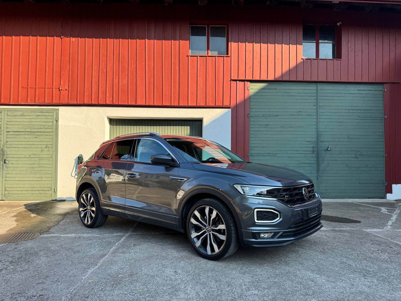VW T-Roc 1.5 TSI EVO Sport DSG-image-4