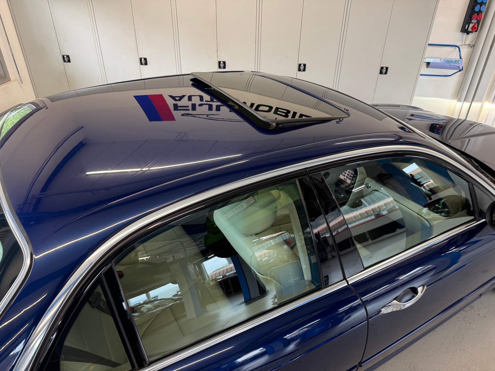 JAGUAR XJ8 4.2 V8 Executive-image-15