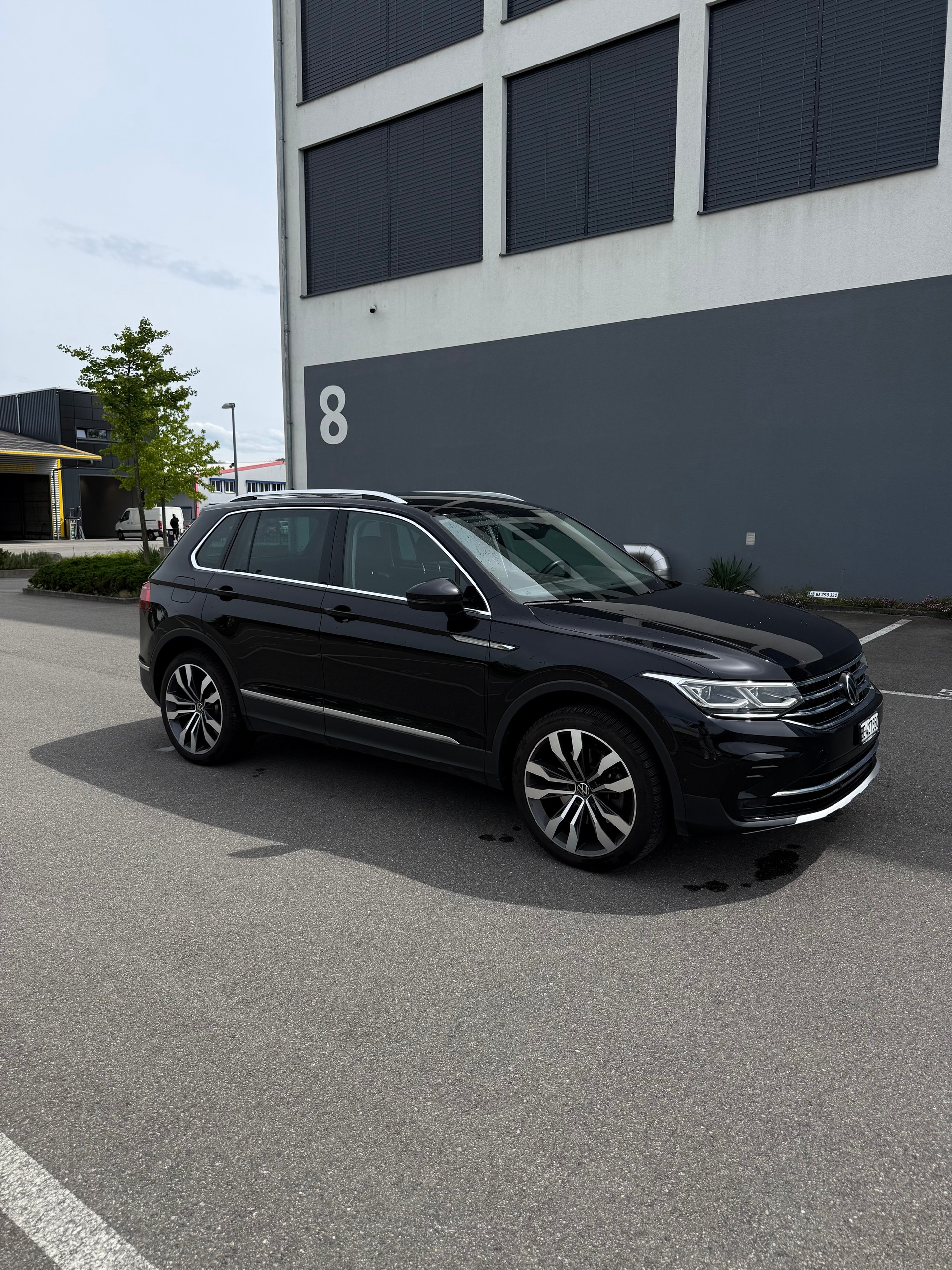 VW 2.0 TDI SCR Elegance DSG-image-1