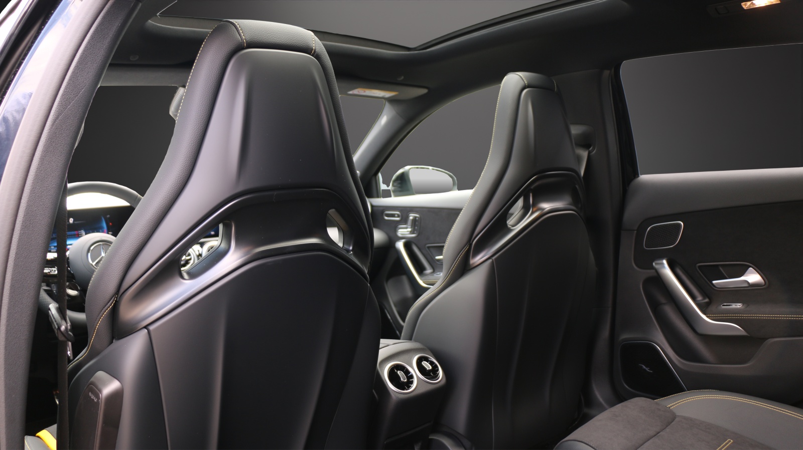 MERCEDES-BENZ AMG A 45 S 4MATIC+-image-10