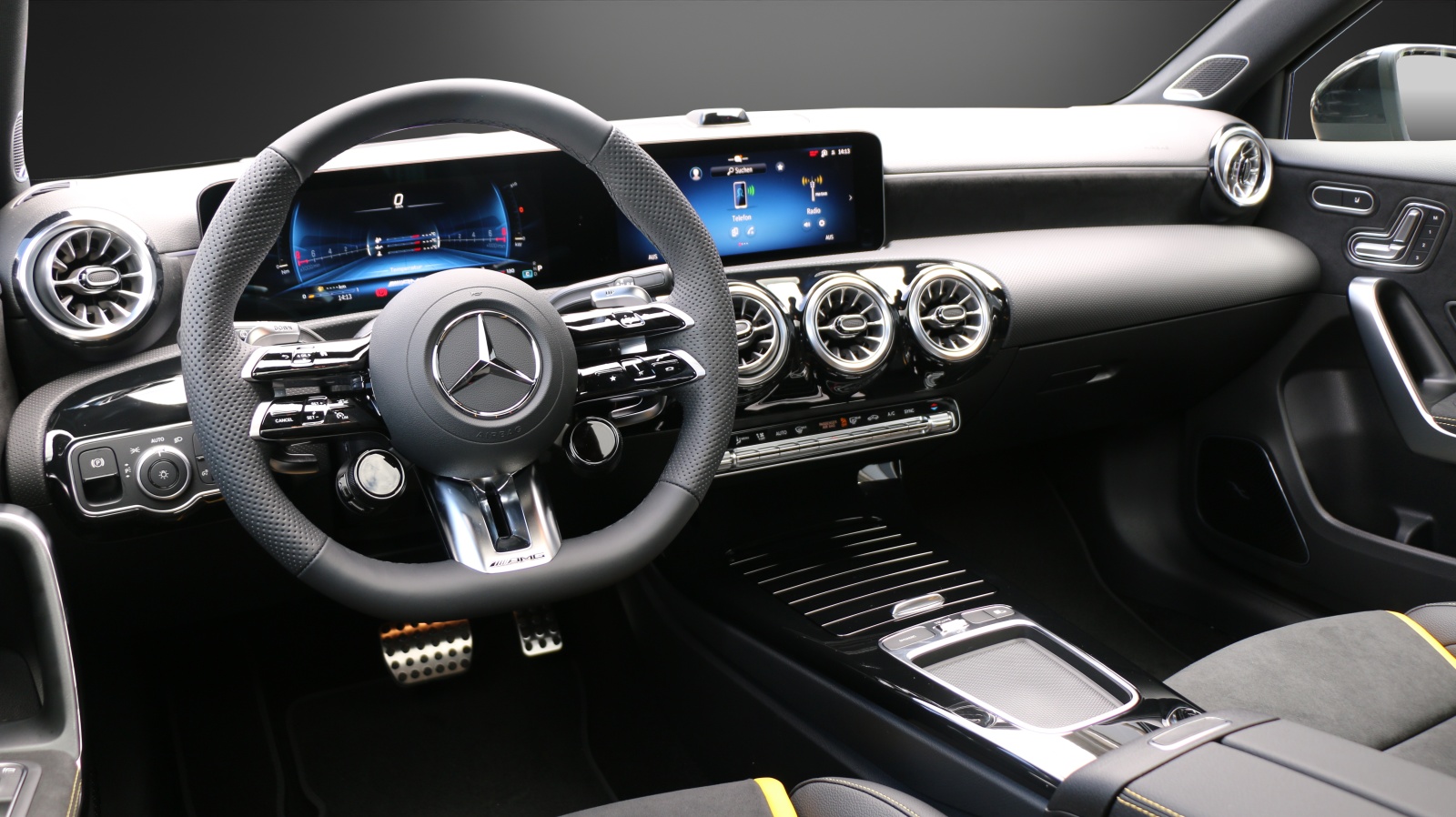 MERCEDES-BENZ AMG A 45 S 4MATIC+-image-4