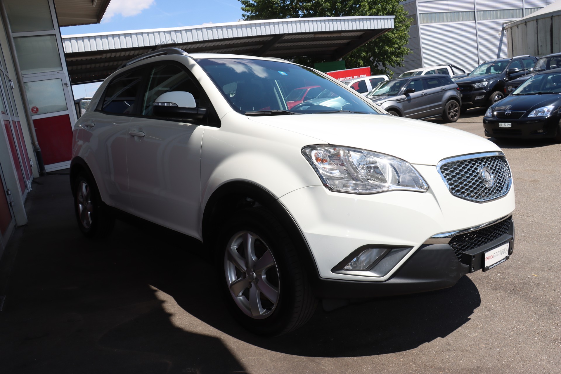 KGM-SsangYong Korando 2.0 e-XDI Sapphire 4WD-image-3