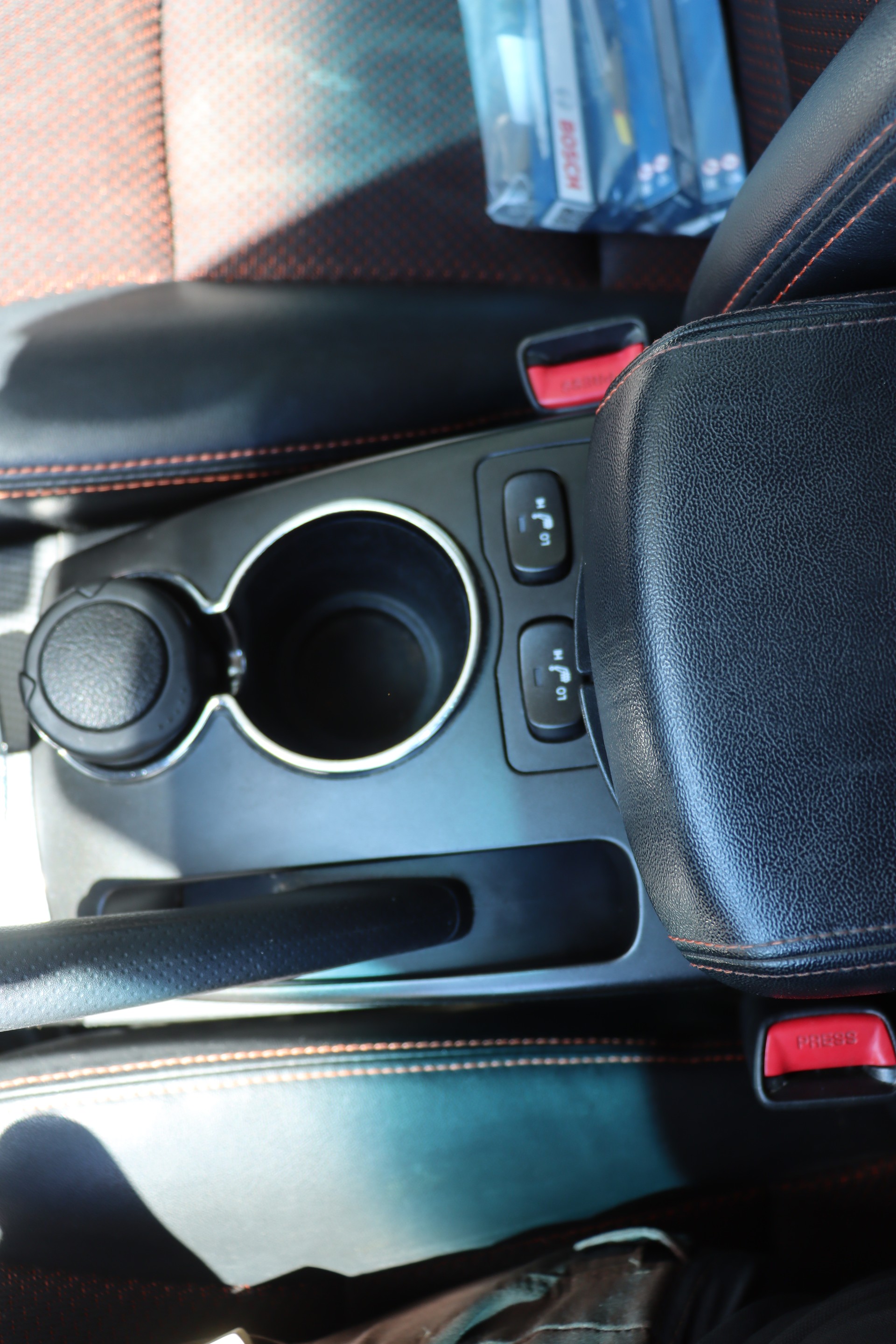 KGM-SsangYong Korando 2.0 e-XDI Sapphire 4WD-image-14